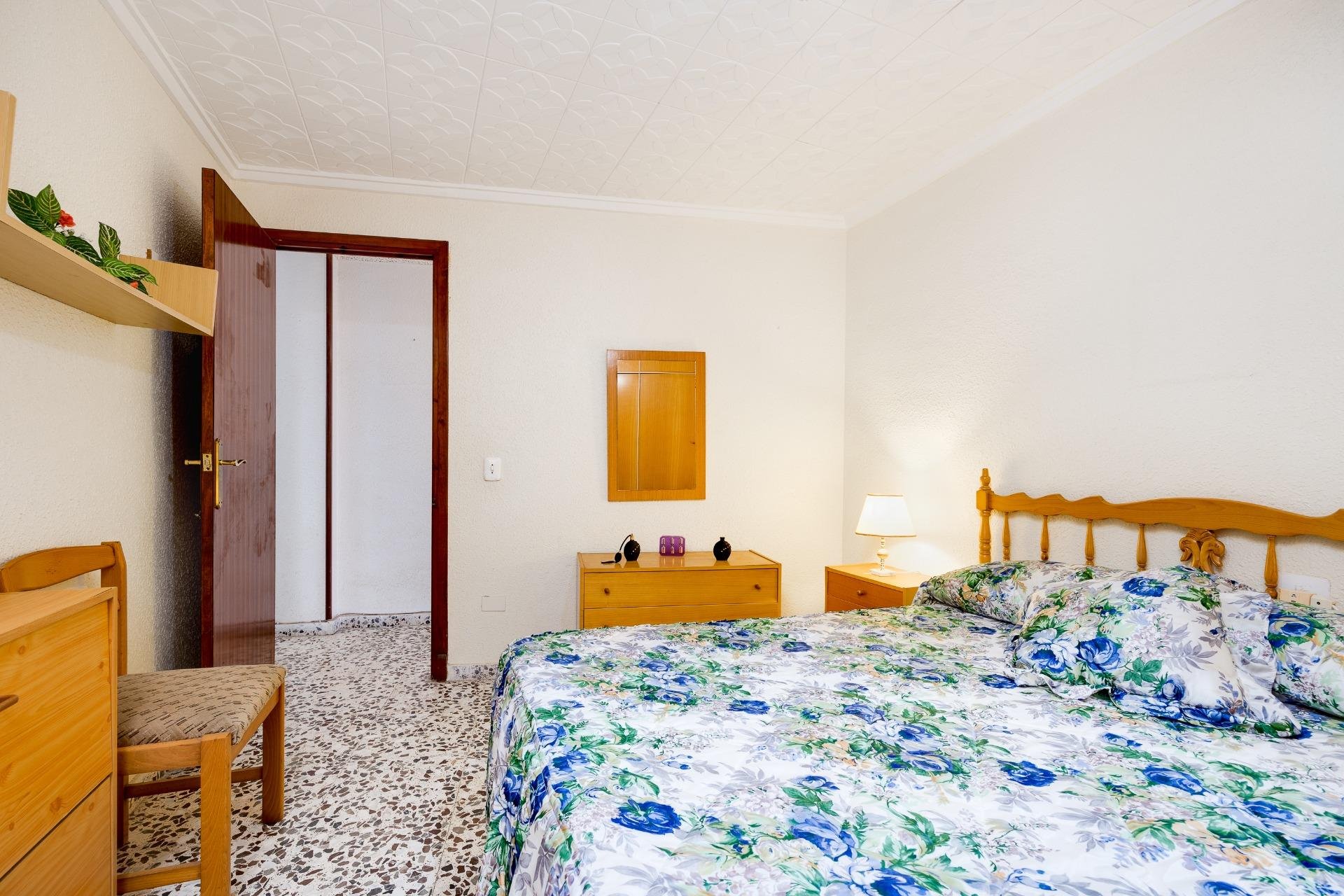 Resale - Apartamento - Torrevieja - Habaneras