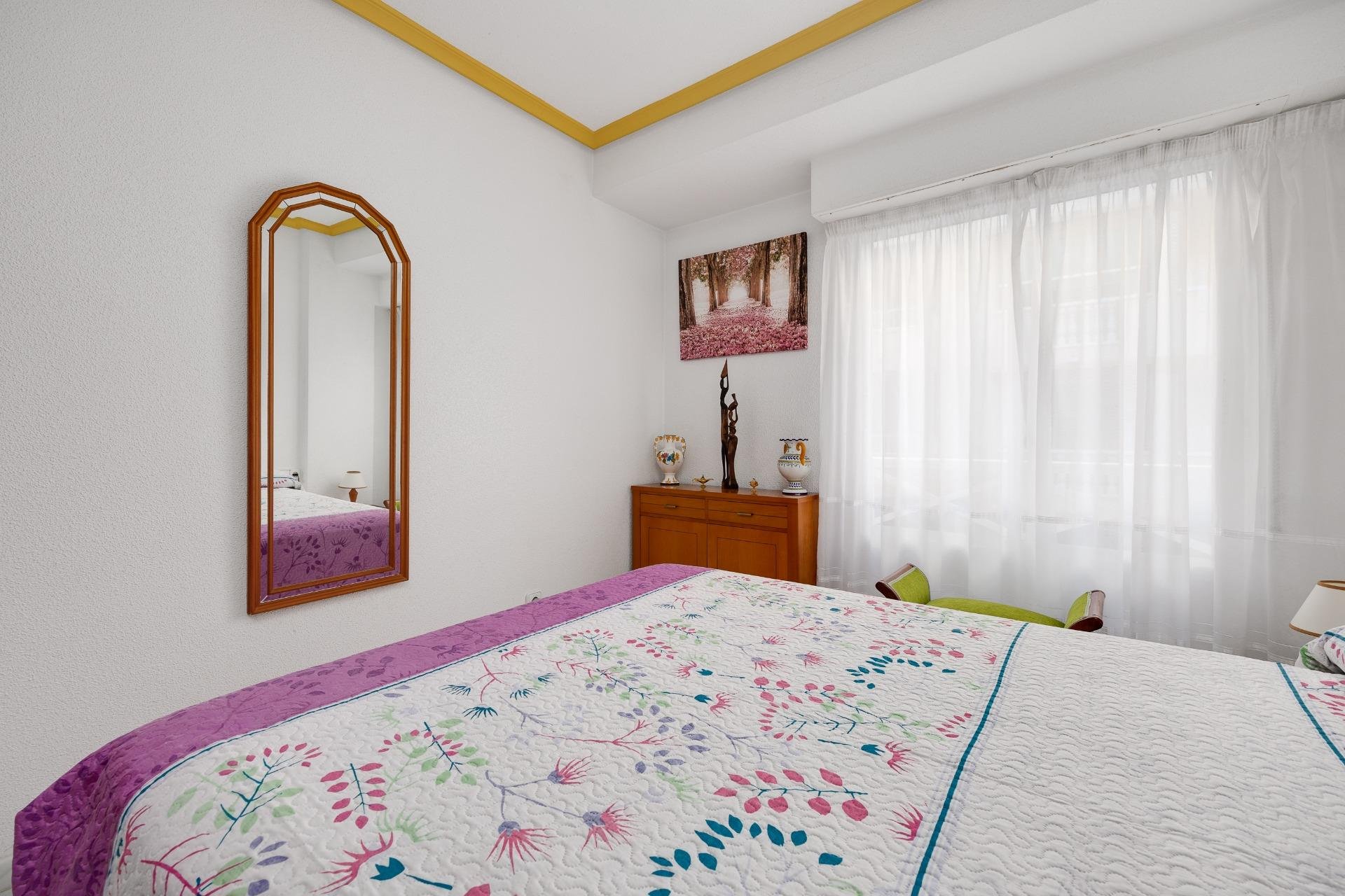 Resale - Apartamento - Torrevieja - Habaneras