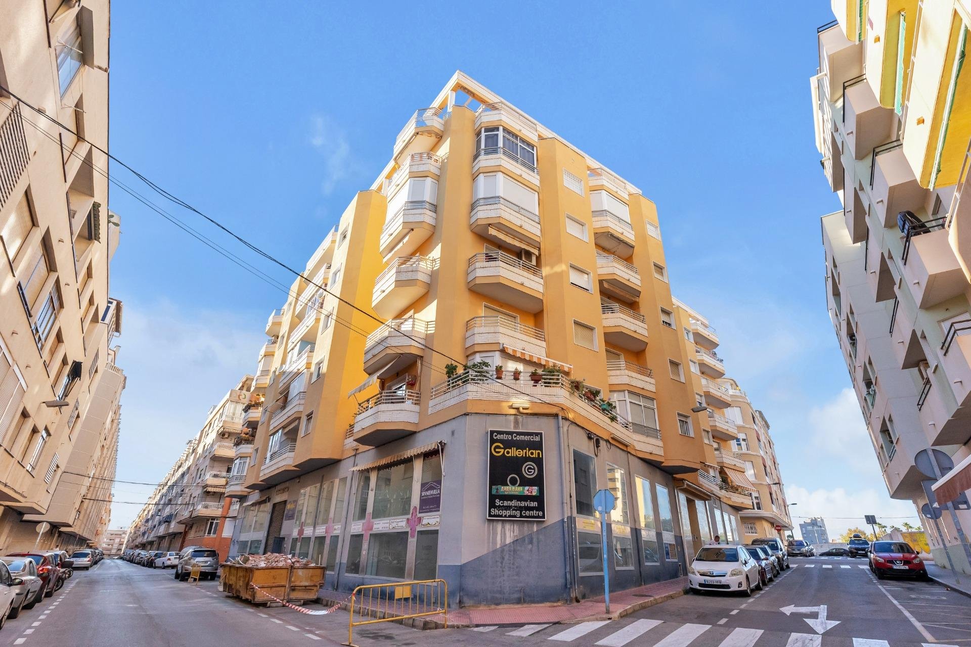 Resale - Apartamento - Torrevieja - Habaneras