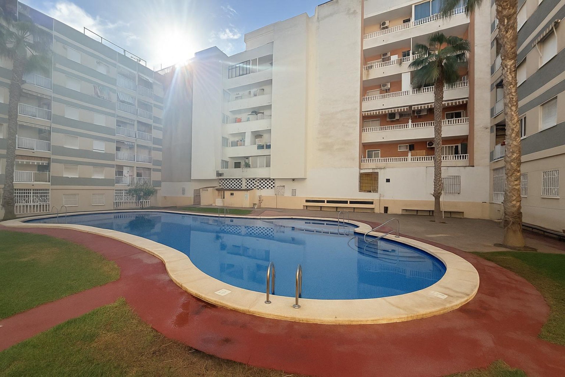 Resale - Apartamento - Torrevieja - Habaneras