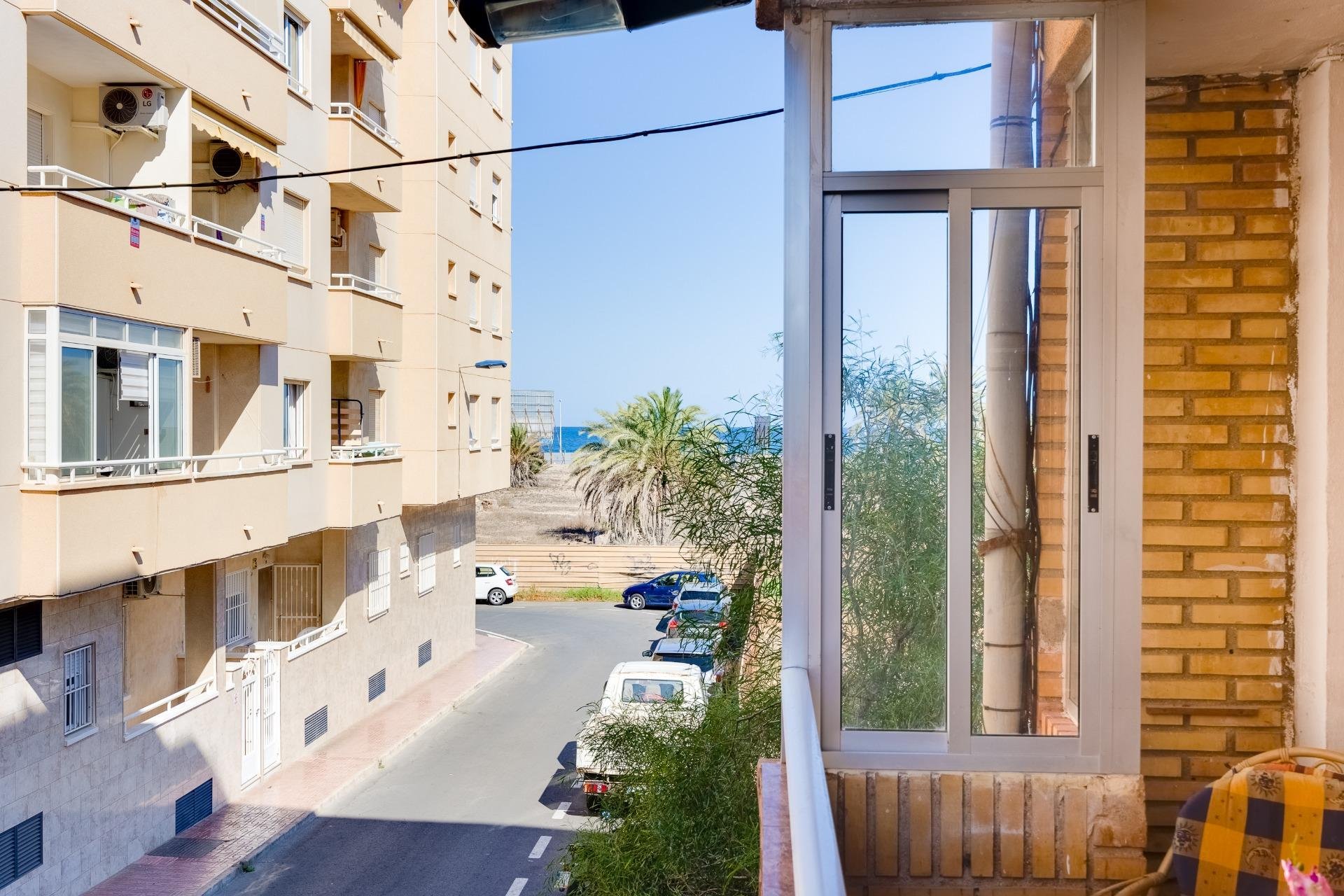 Resale - Apartamento - Torrevieja - Habaneras