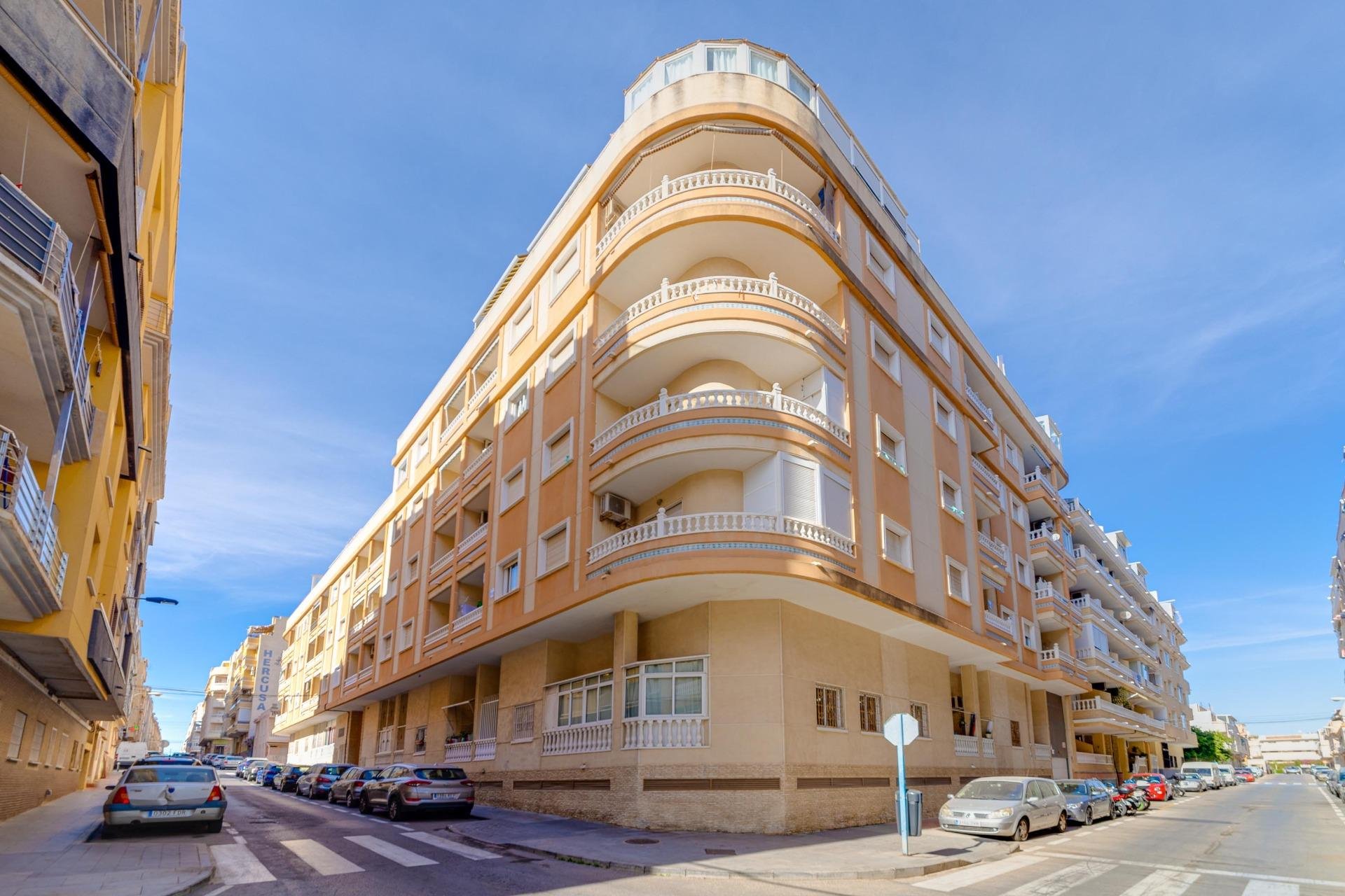 Resale - Apartamento - Torrevieja - Habaneras