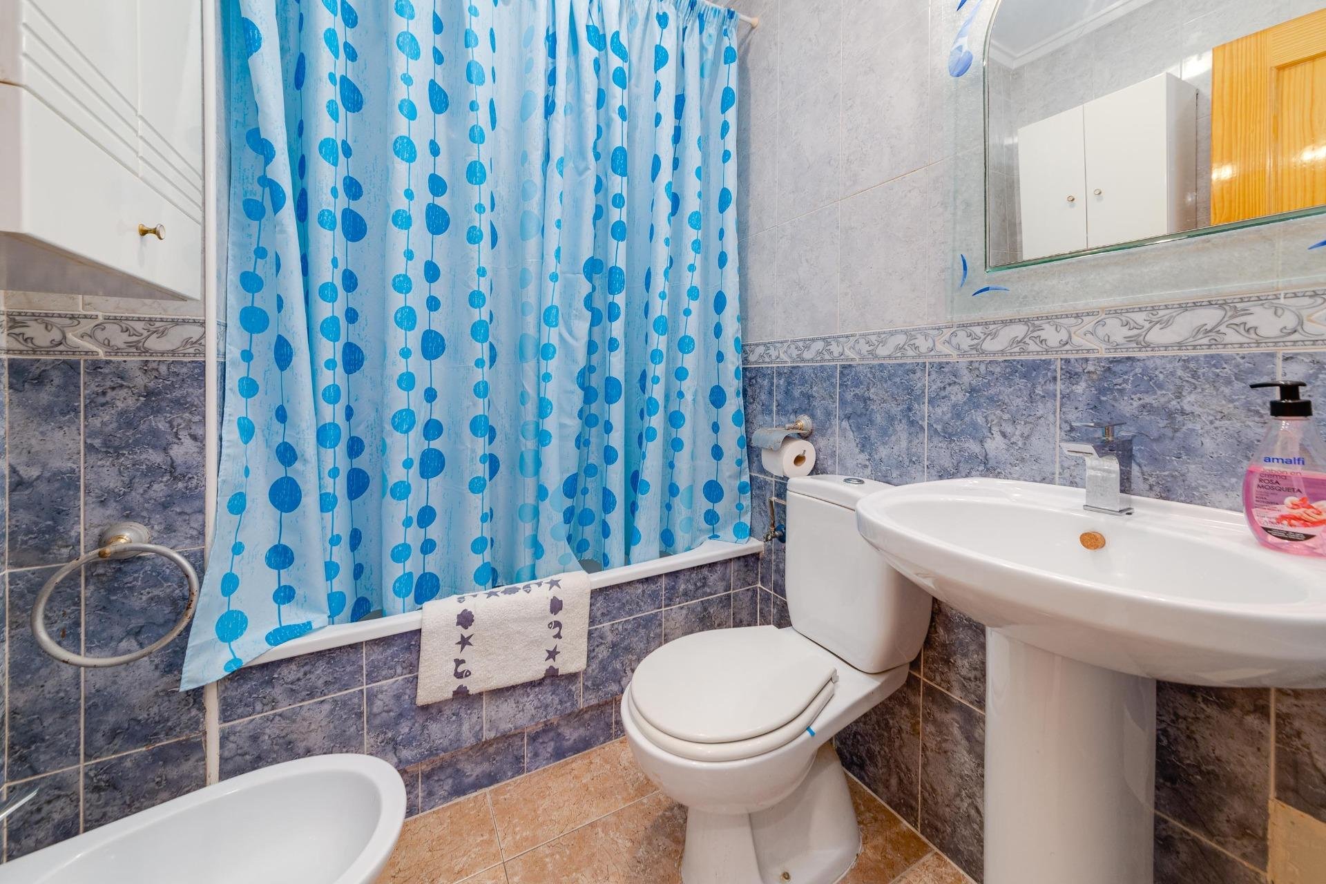 Resale - Apartamento - Torrevieja - Habaneras