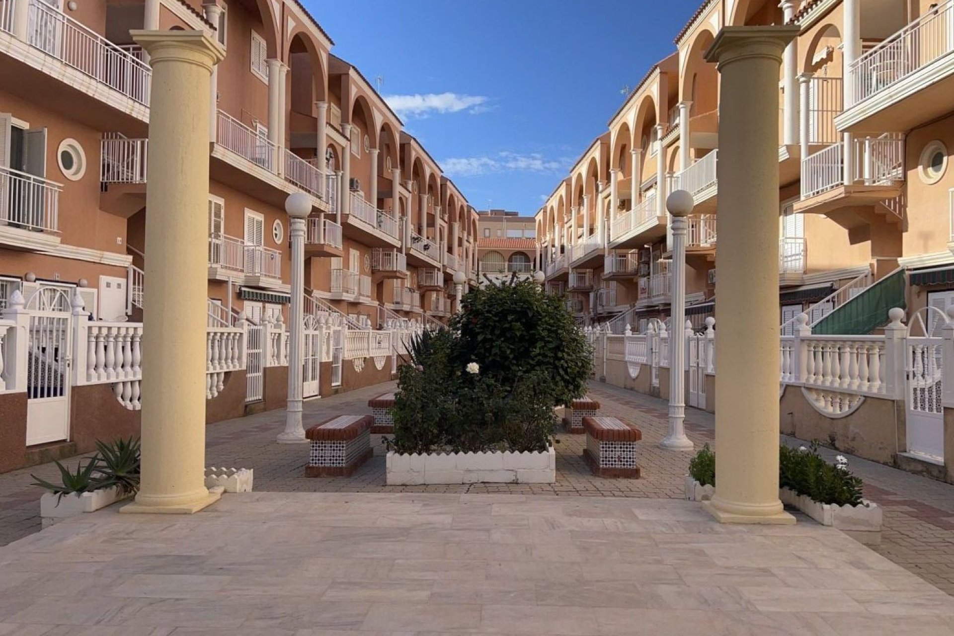 Resale - Apartamento - Torrevieja - La Mata pueblo