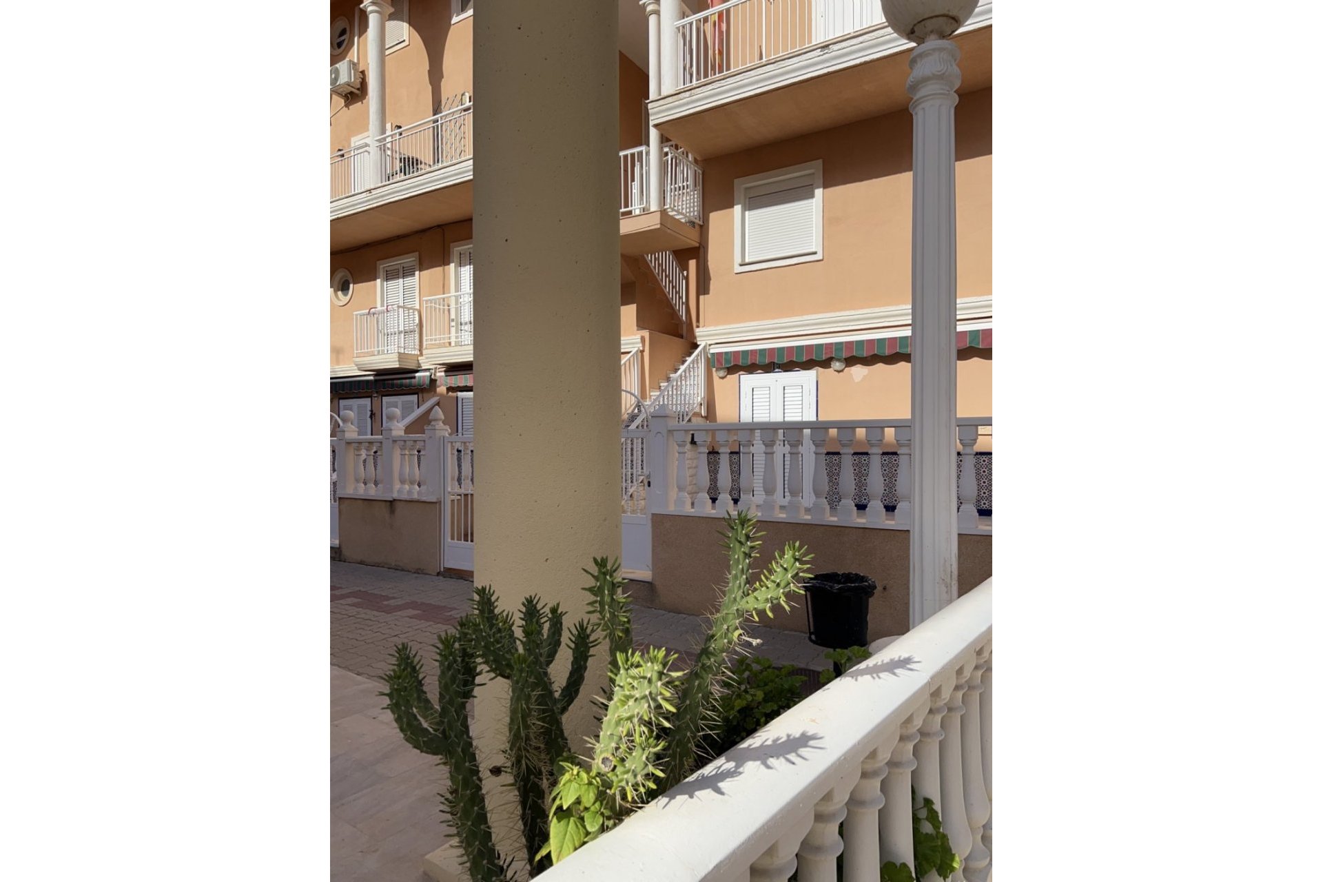 Resale - Apartamento - Torrevieja - La Mata pueblo