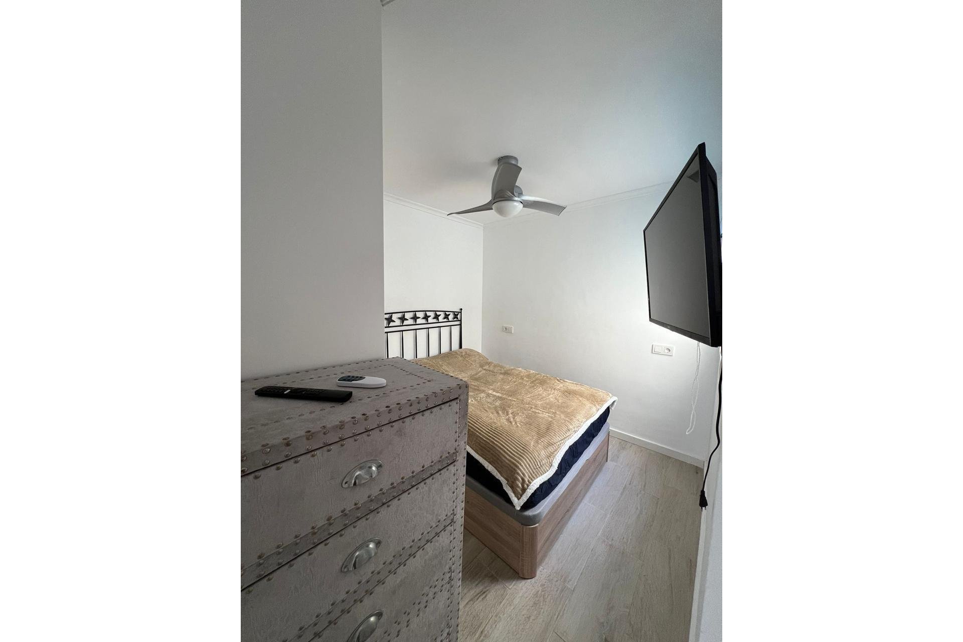 Resale - Apartamento - Torrevieja - La Mata pueblo