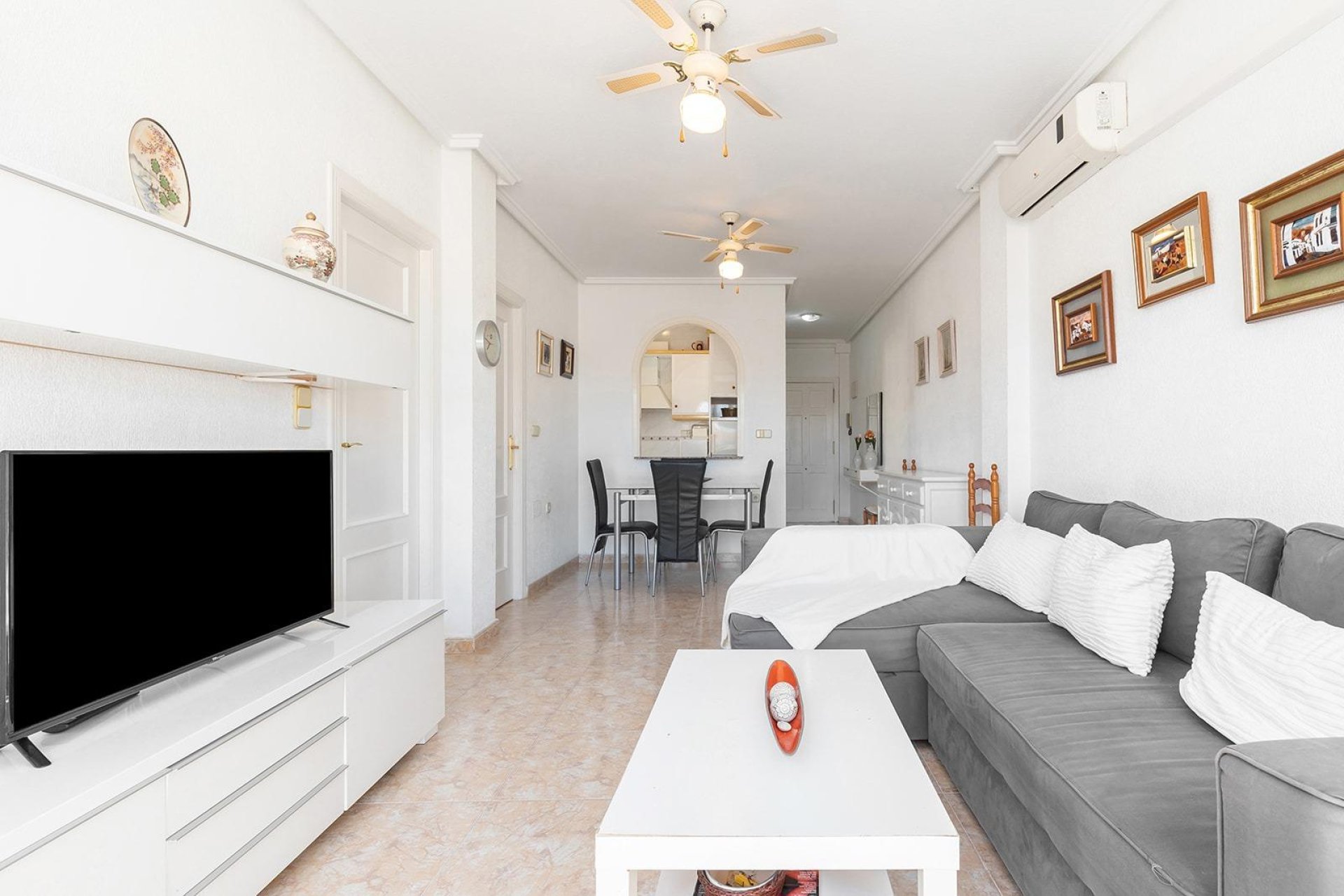 Resale - Apartamento - Torrevieja - La Mata pueblo