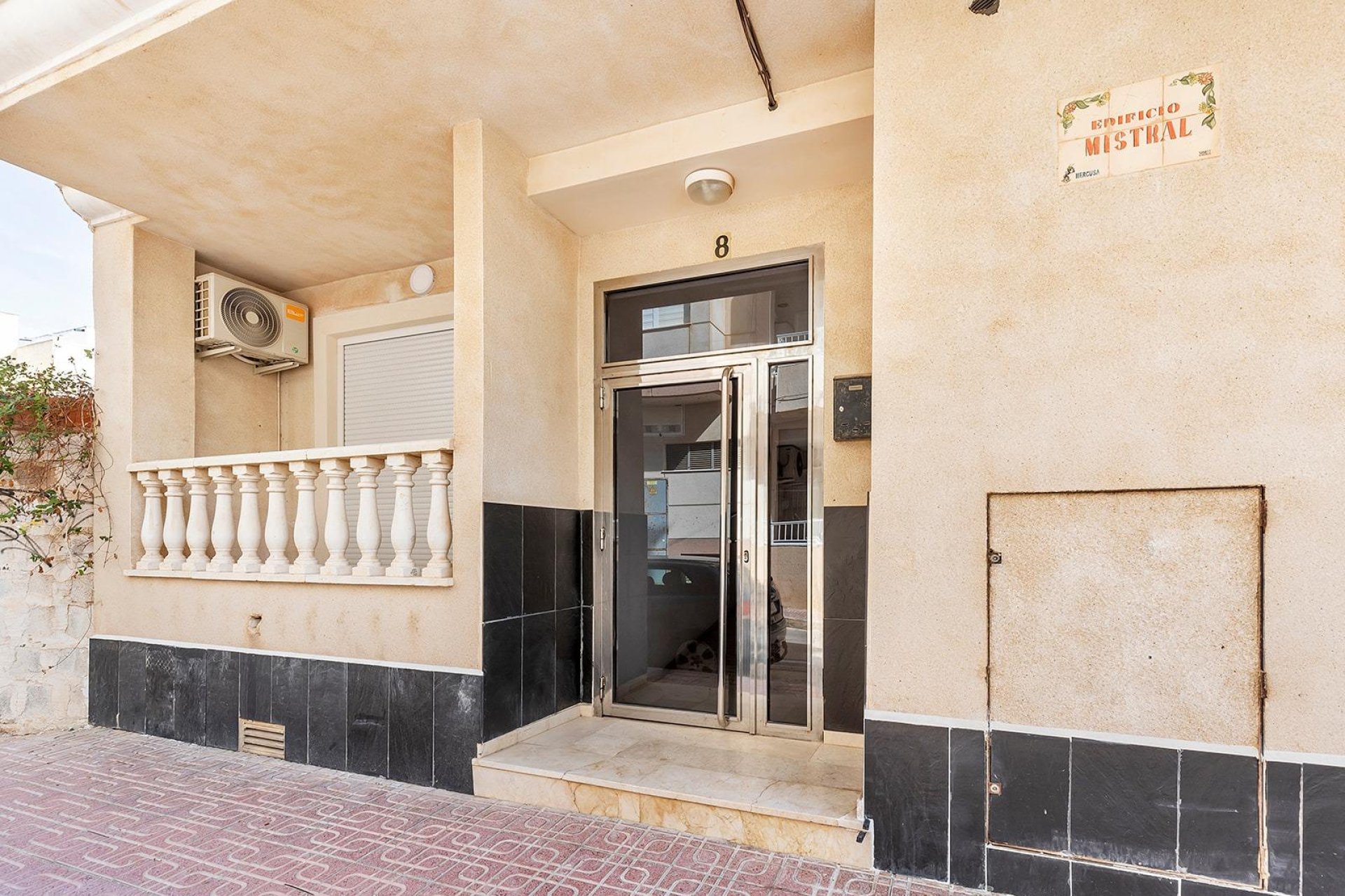 Resale - Apartamento - Torrevieja - La Mata pueblo