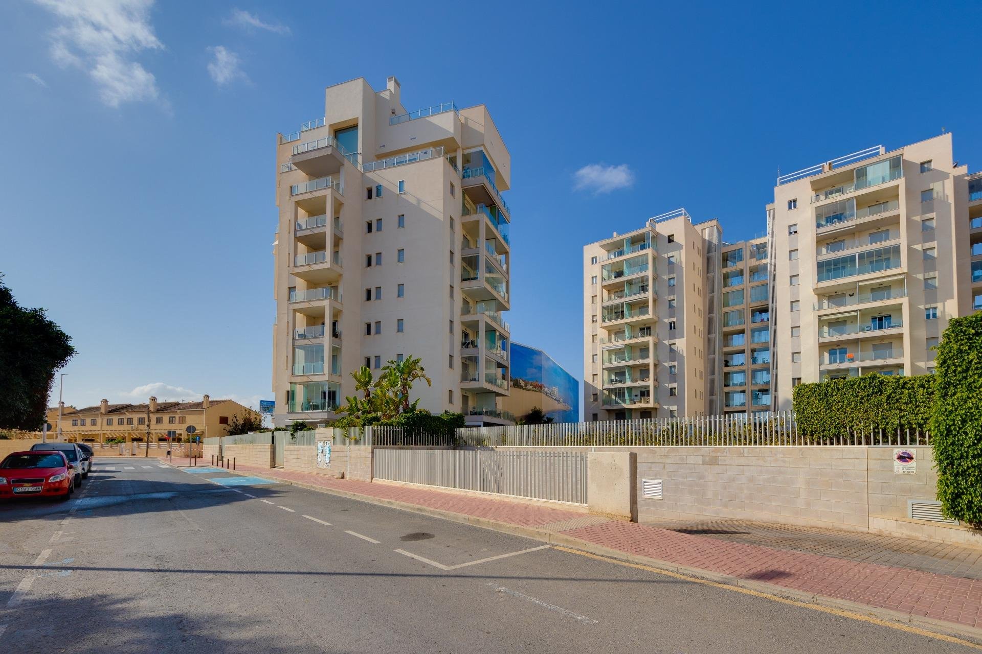 Resale - Apartamento - Torrevieja - La Mata