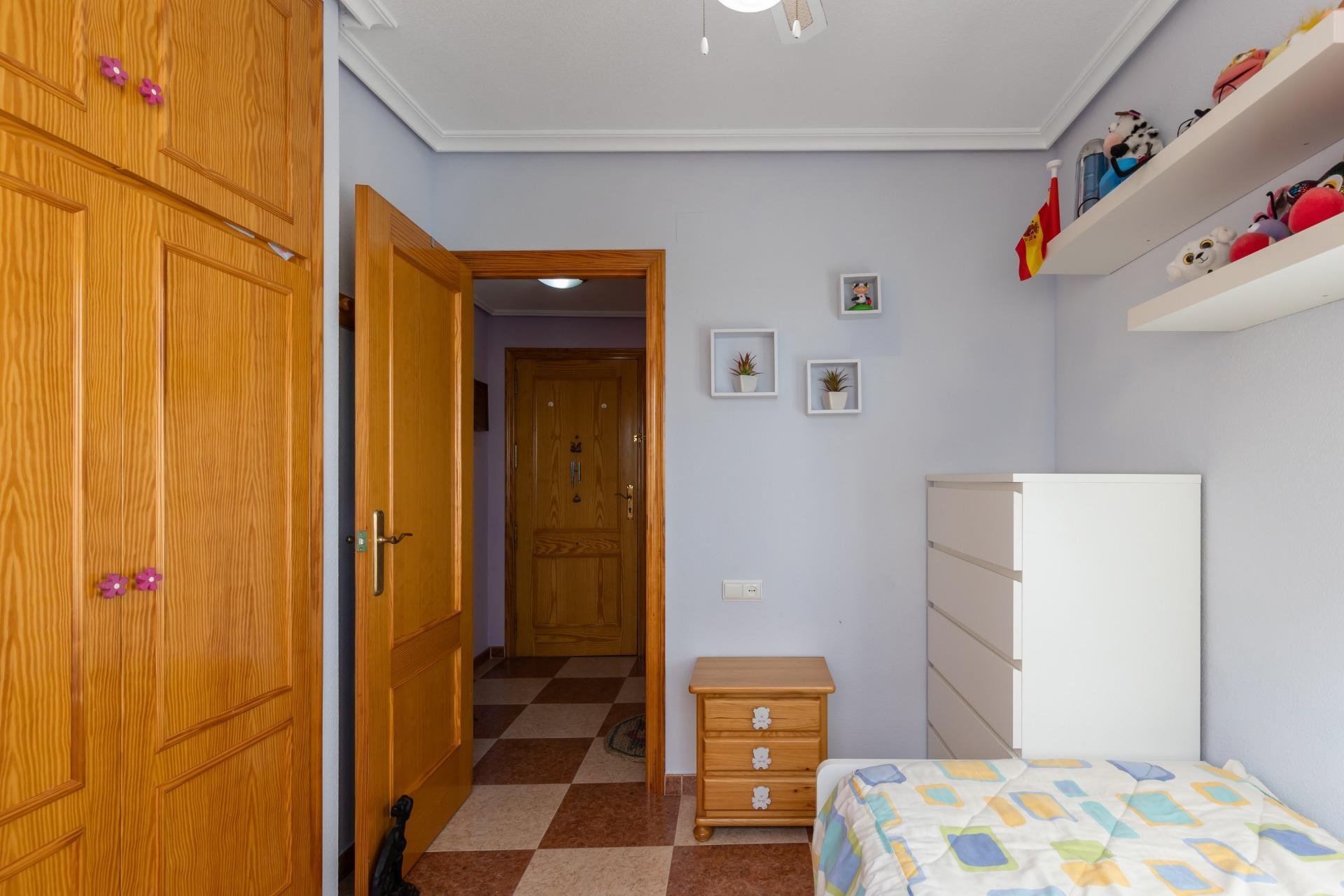 Resale - Apartamento - Torrevieja - La Mata