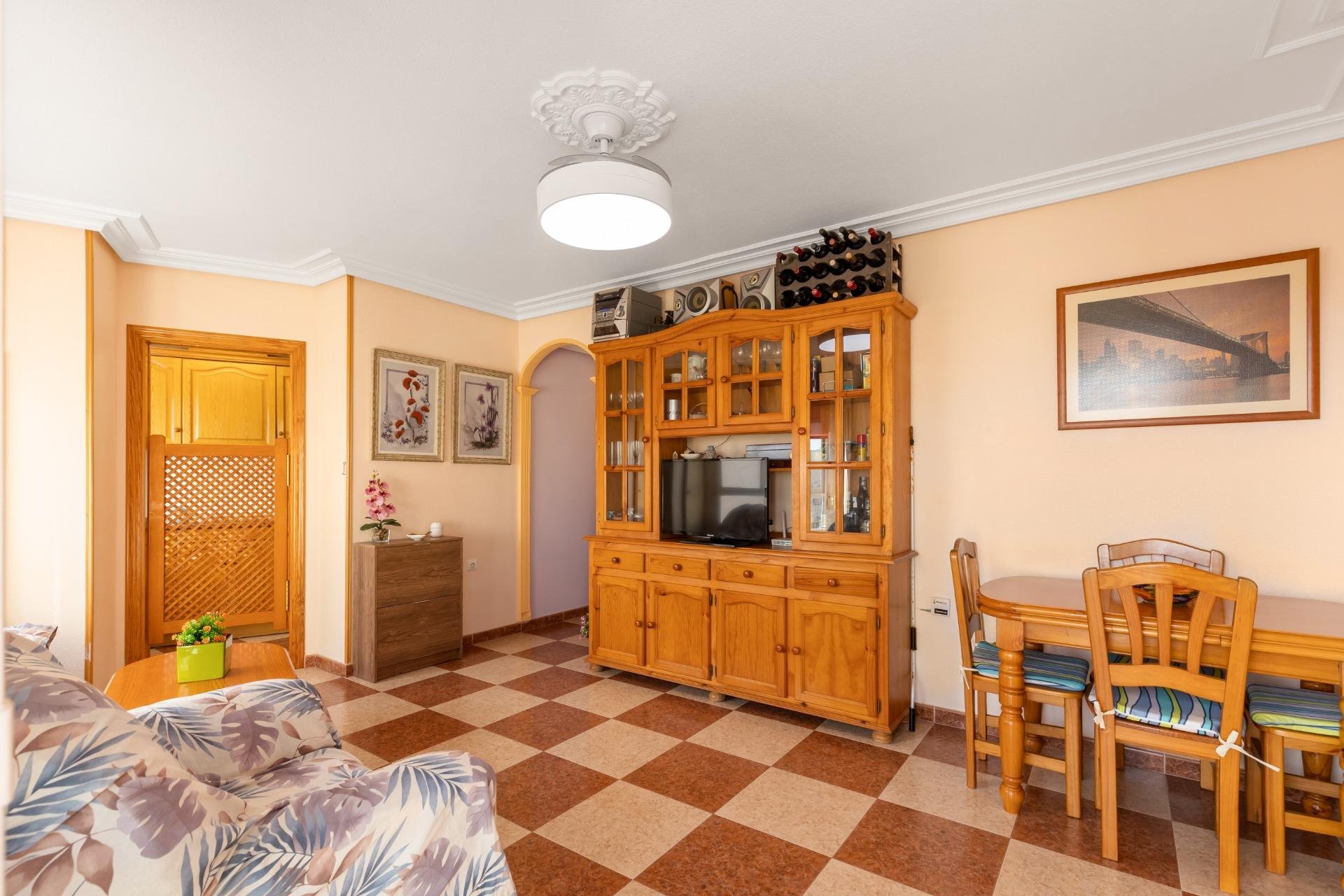 Resale - Apartamento - Torrevieja - La Mata