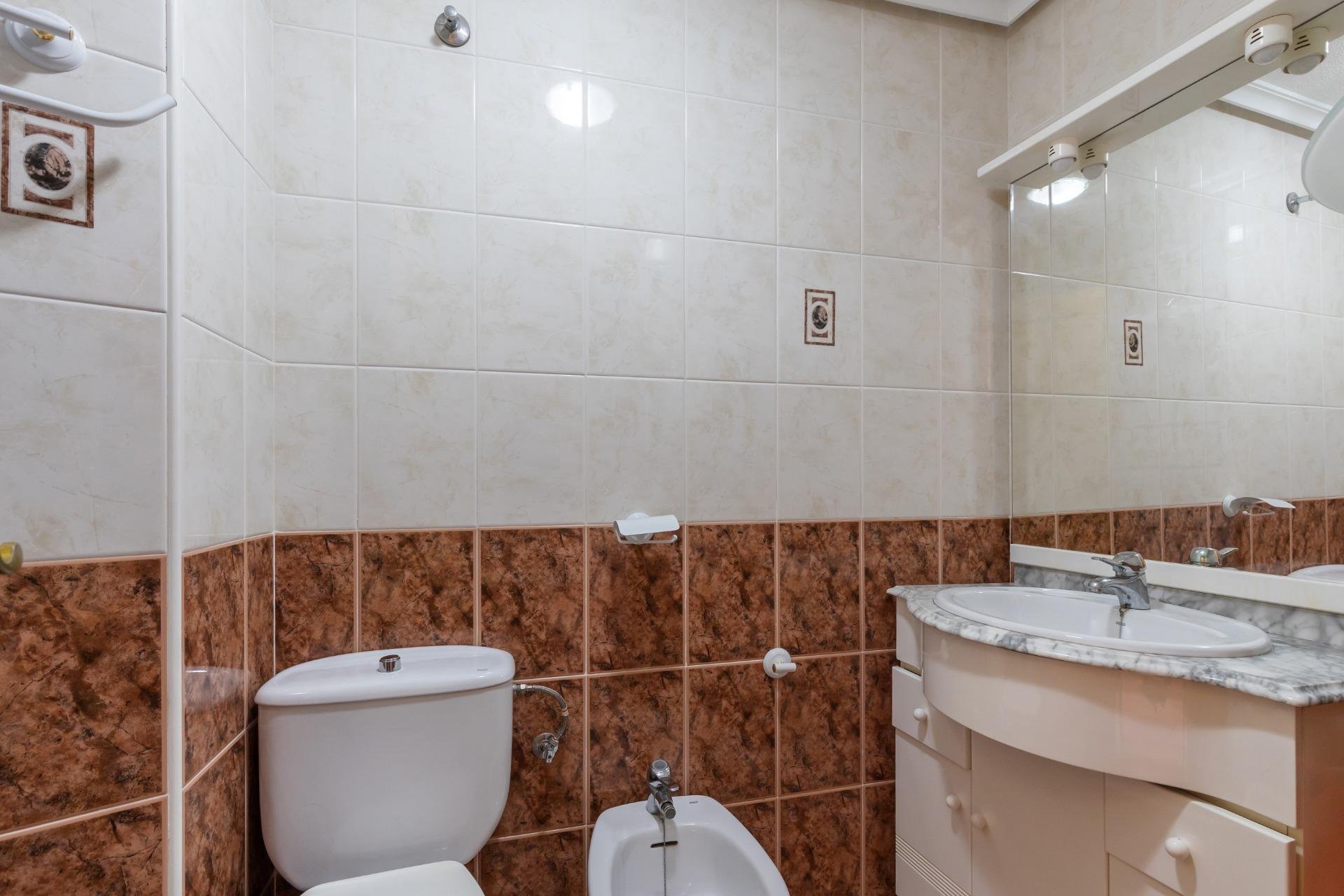 Resale - Apartamento - Torrevieja - La Mata