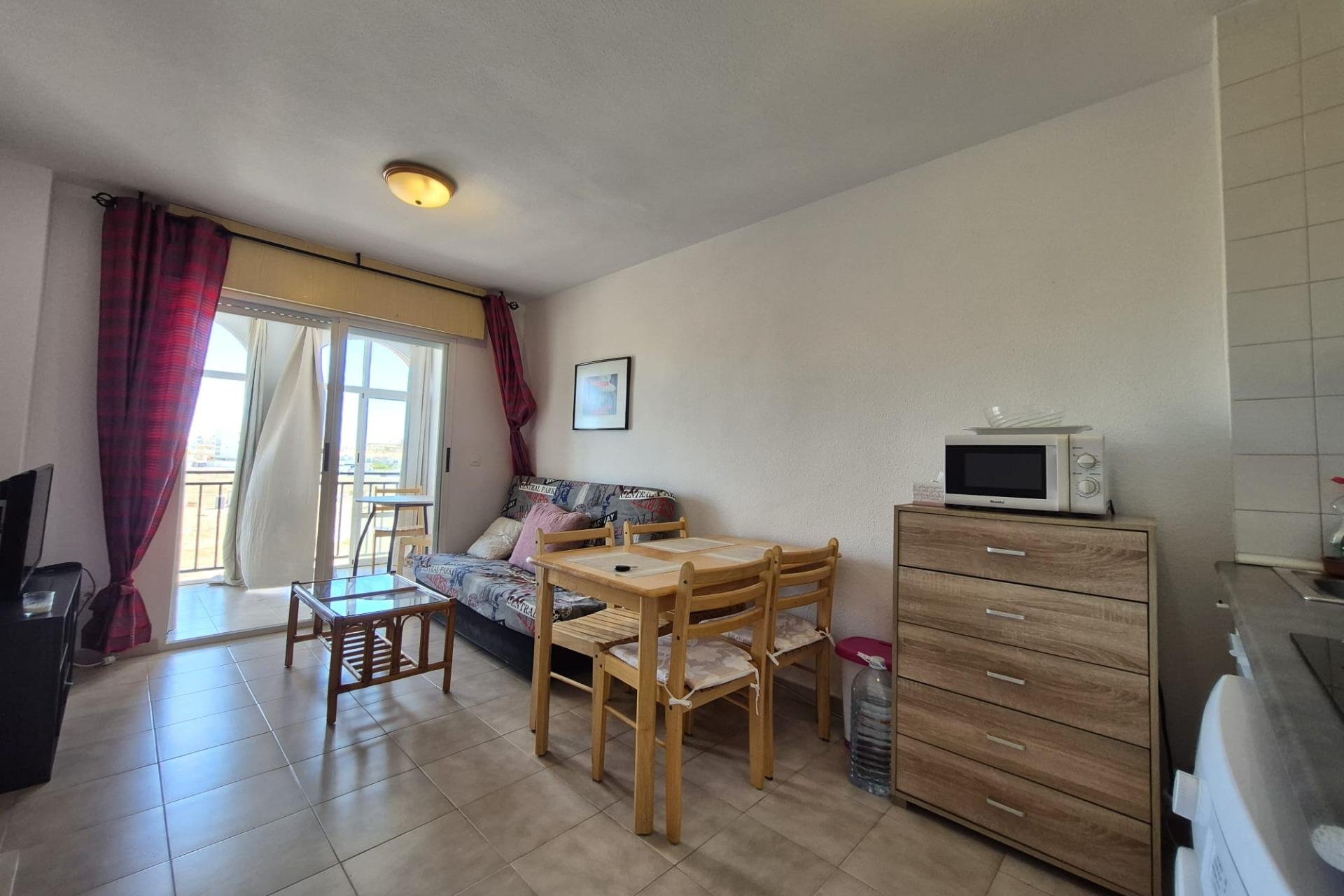 Resale - Apartamento - Torrevieja - La Mata