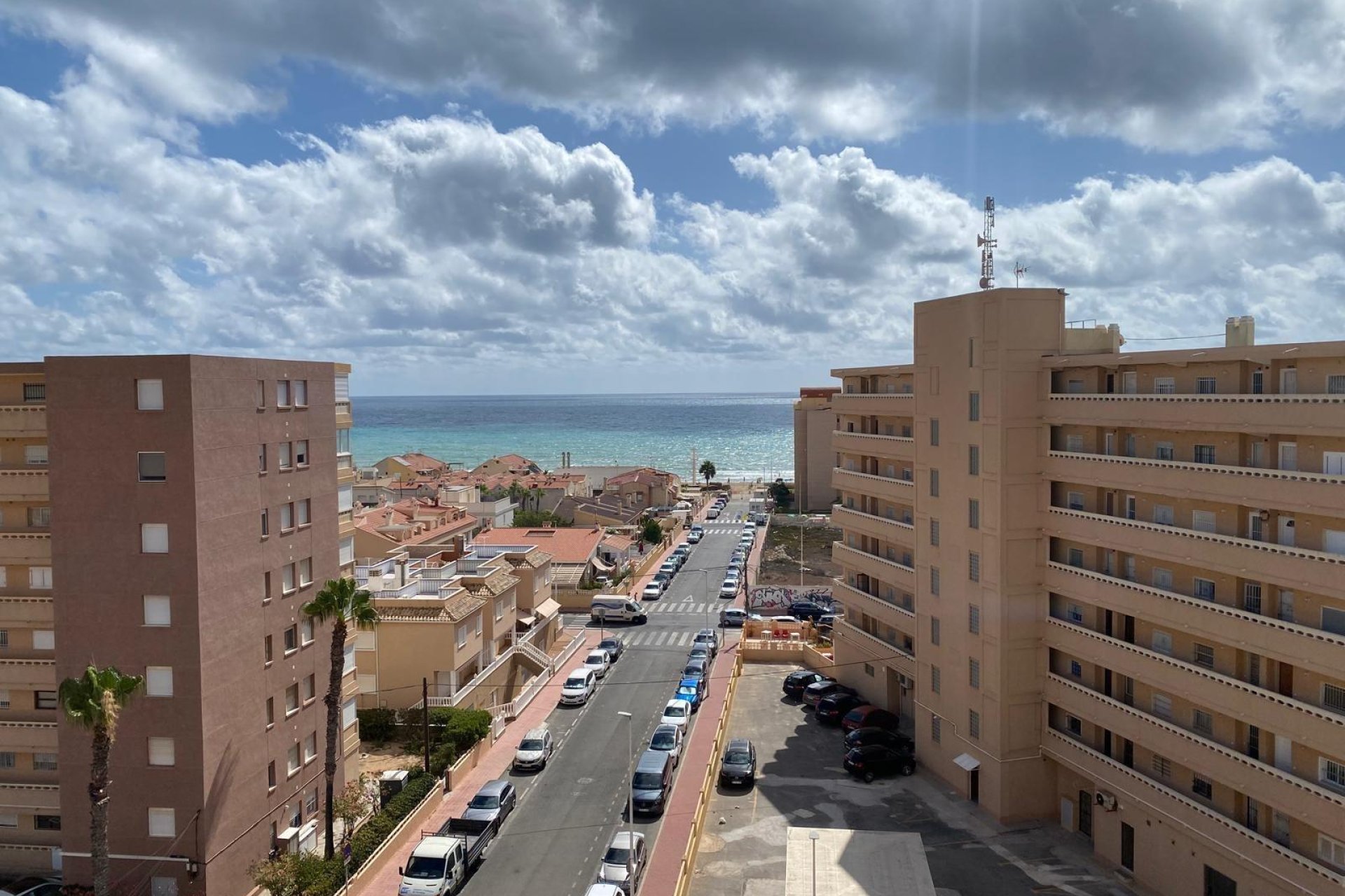 Resale - Apartamento - Torrevieja - La Mata