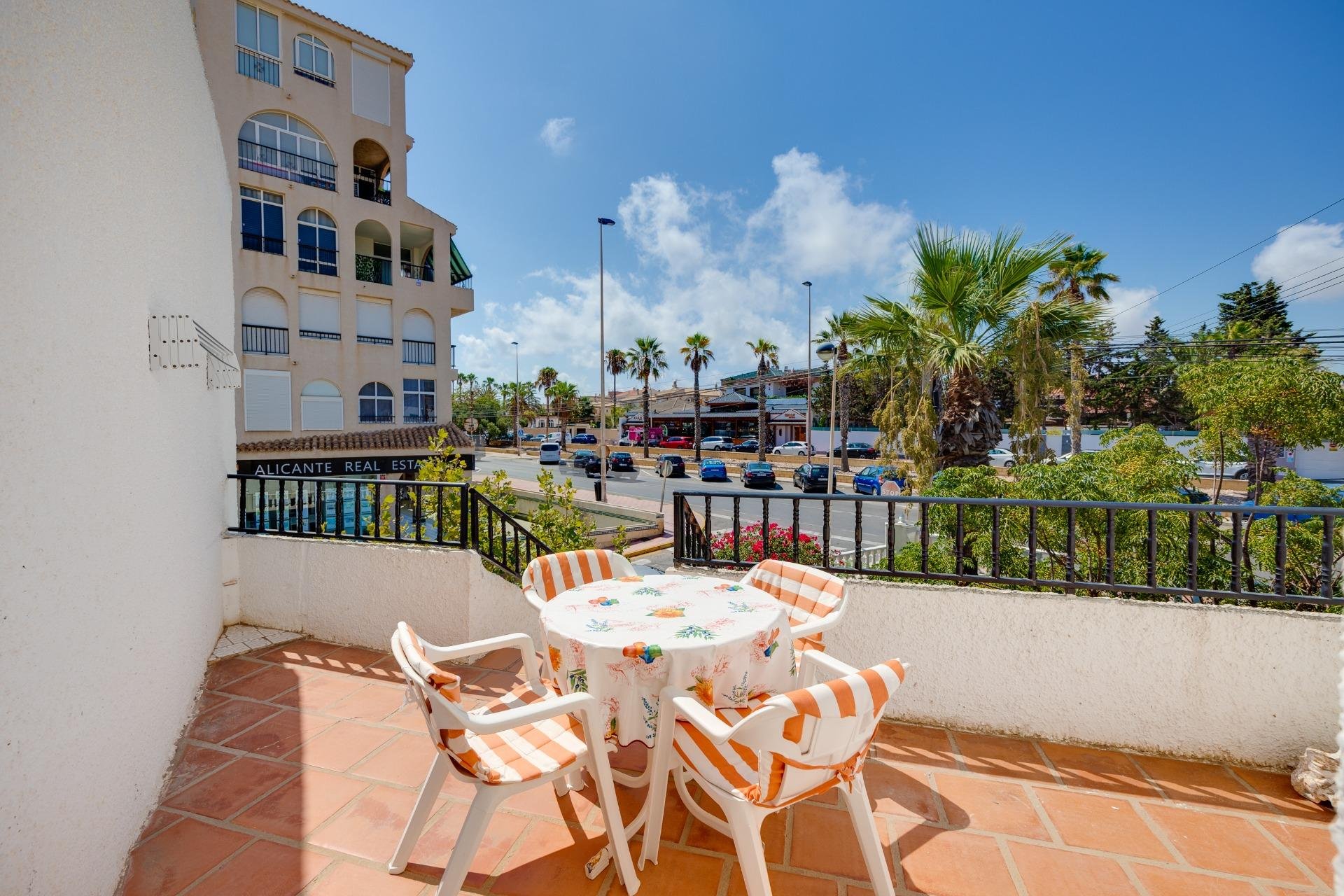 Resale - Apartamento - Torrevieja - La Mata