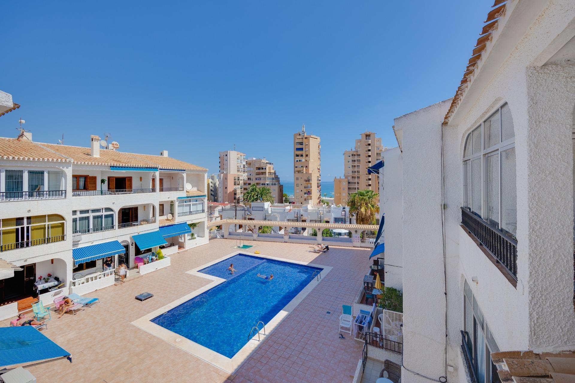 Resale - Apartamento - Torrevieja - La Mata