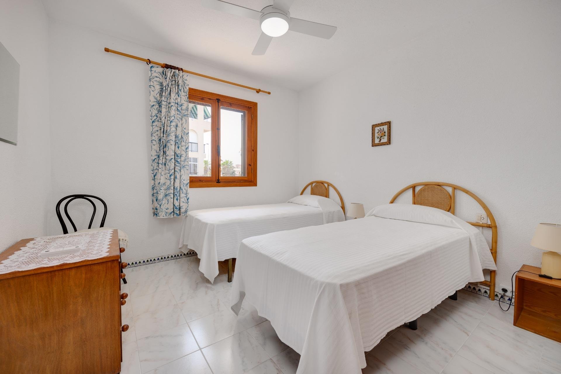 Resale - Apartamento - Torrevieja - La Mata