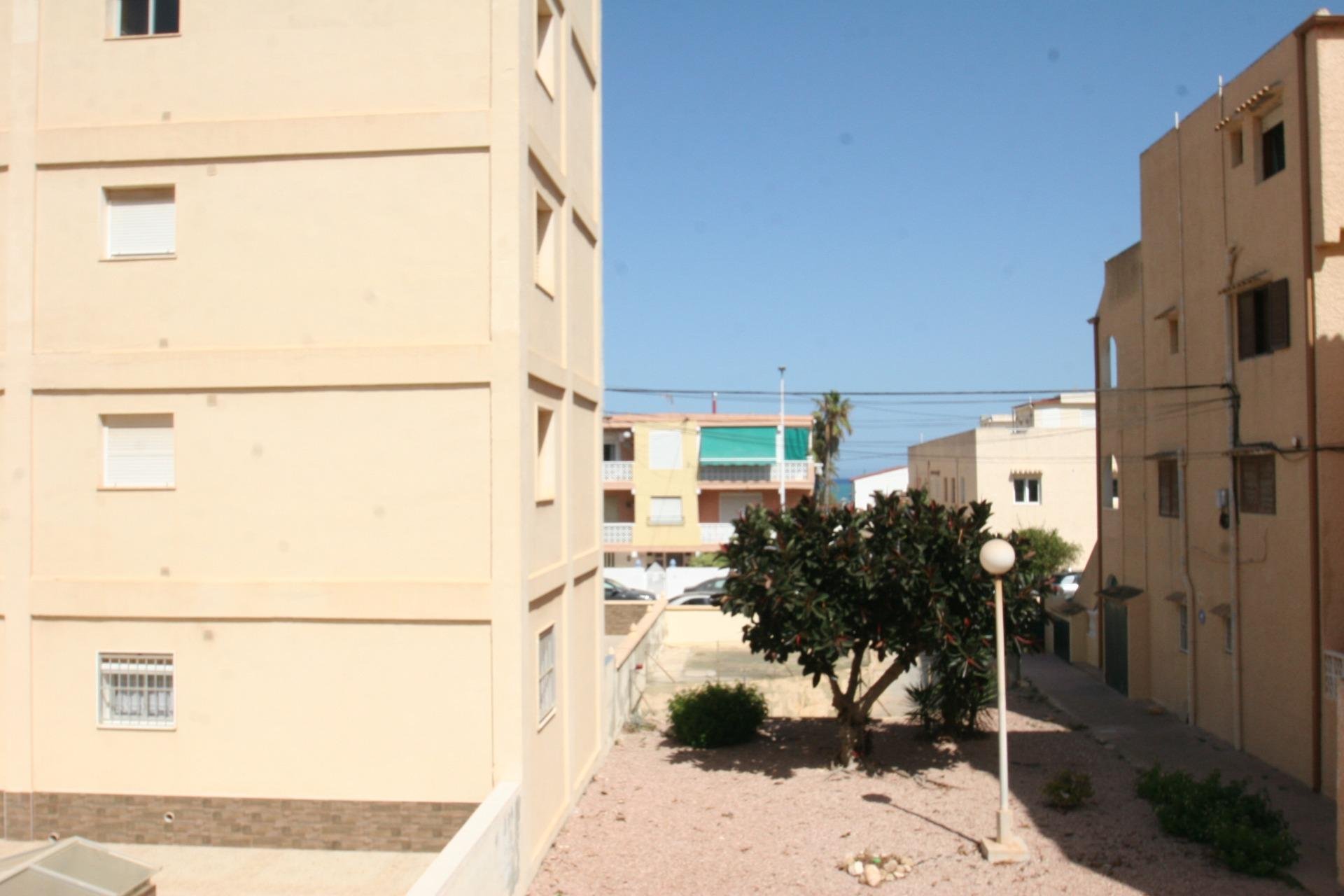 Resale - Apartamento - Torrevieja - La Mata