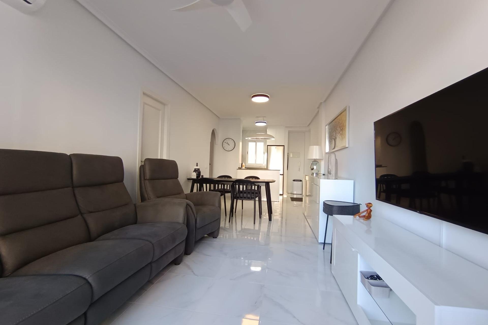 Resale - Apartamento - Torrevieja - La Siesta - El Salado - Torreta