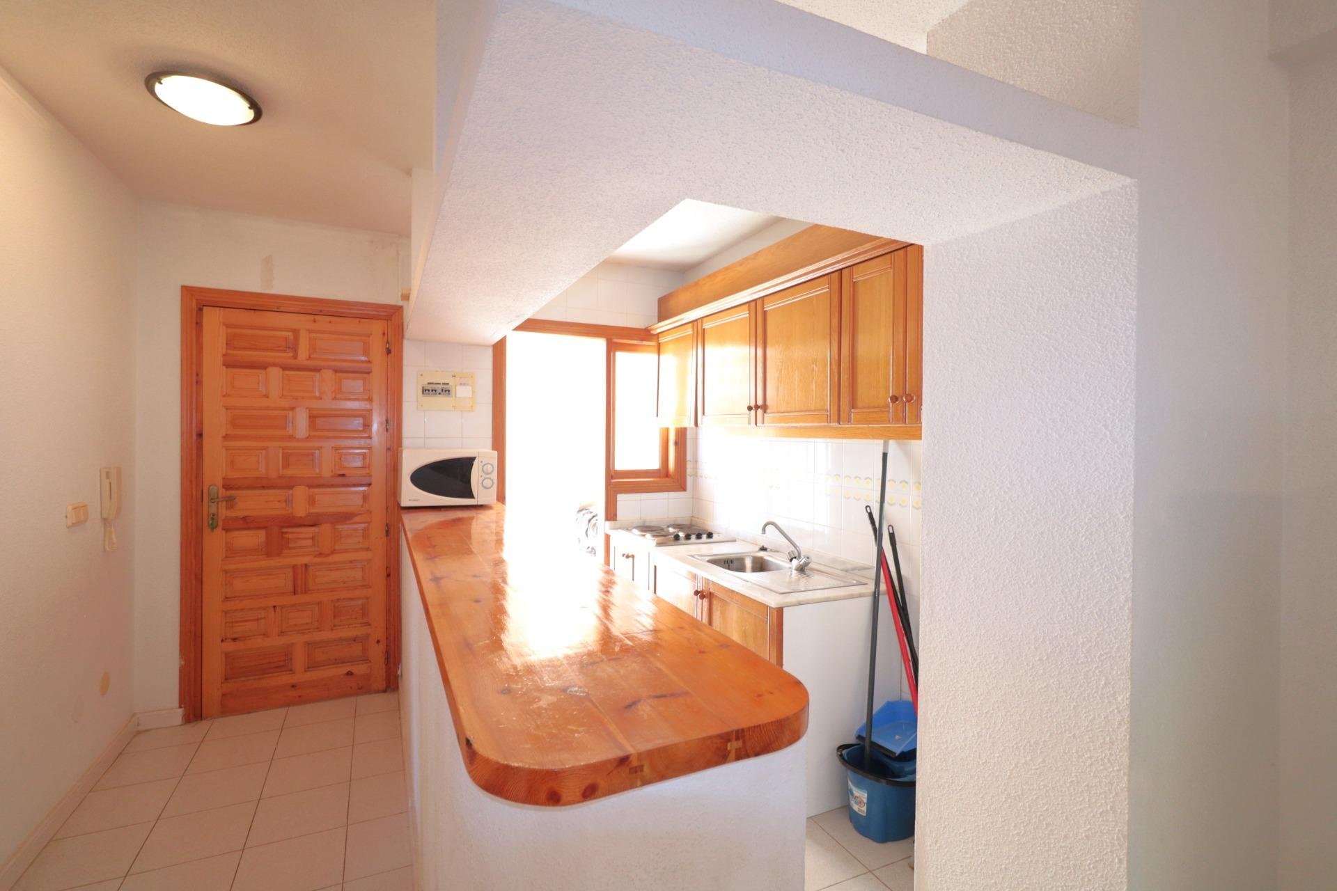 Resale - Apartamento - Torrevieja - La veleta