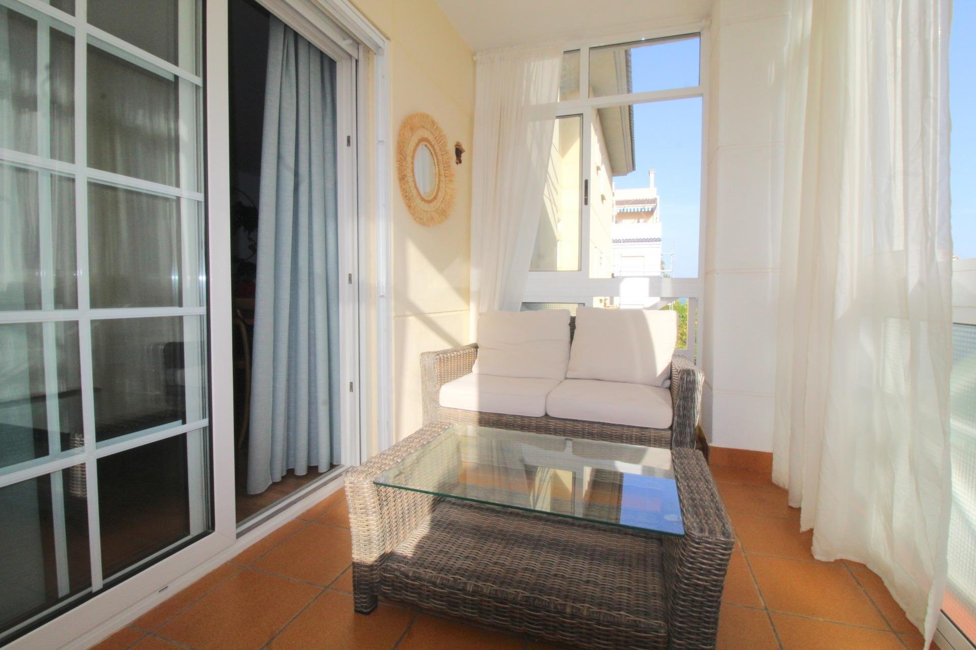 Resale - Apartamento - Torrevieja - La veleta