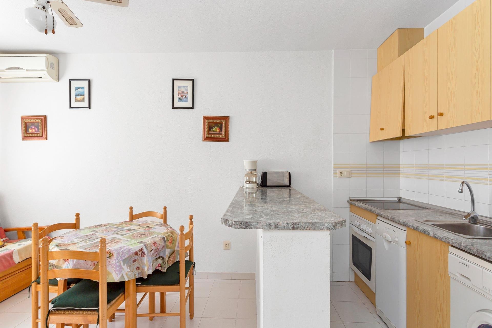 Resale - Apartamento - Torrevieja - Lago jardin