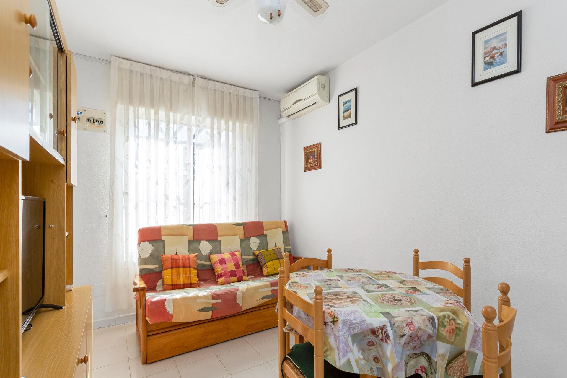 Resale - Apartamento - Torrevieja - Lago jardin