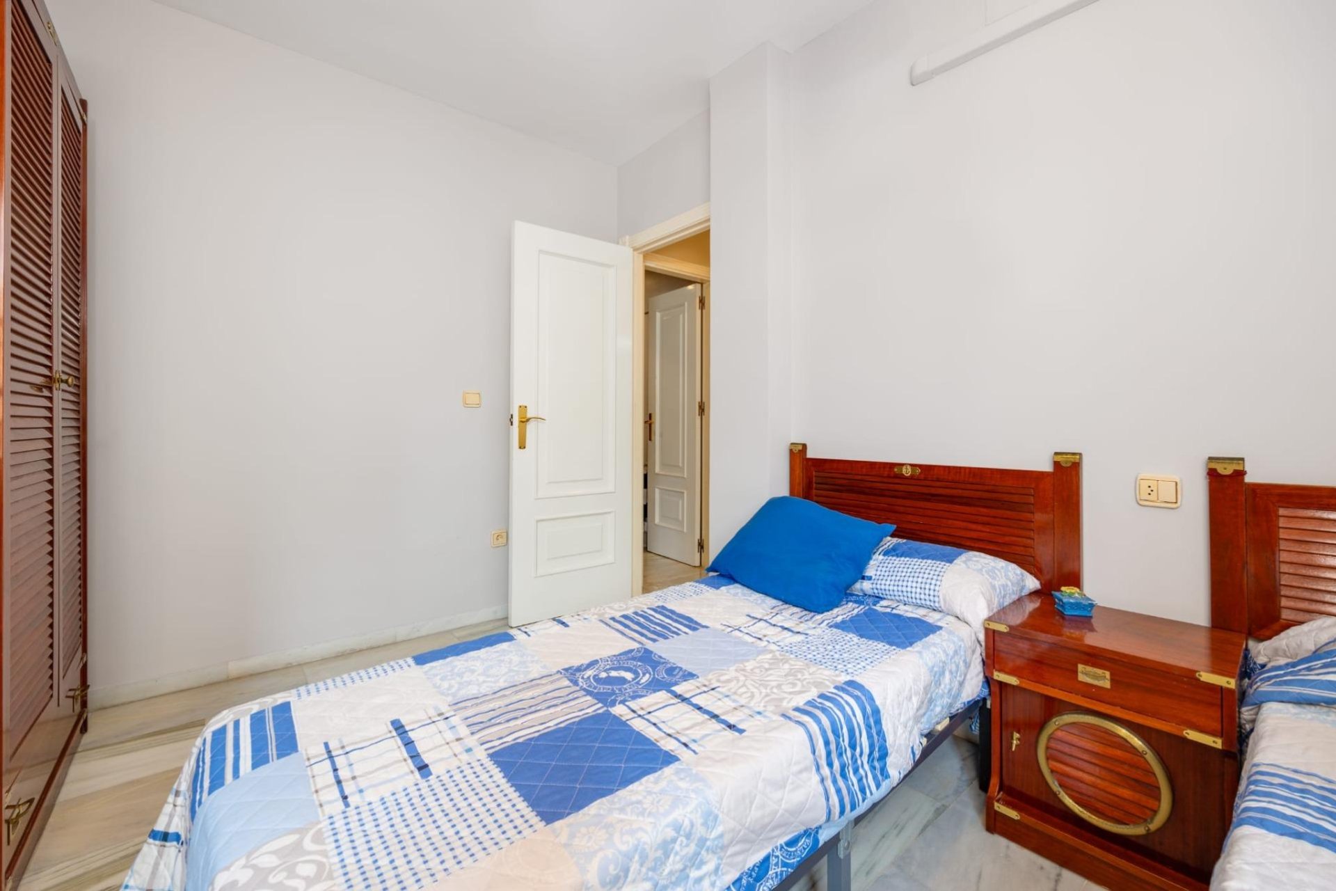 Resale - Apartamento - Torrevieja - Los Frutales