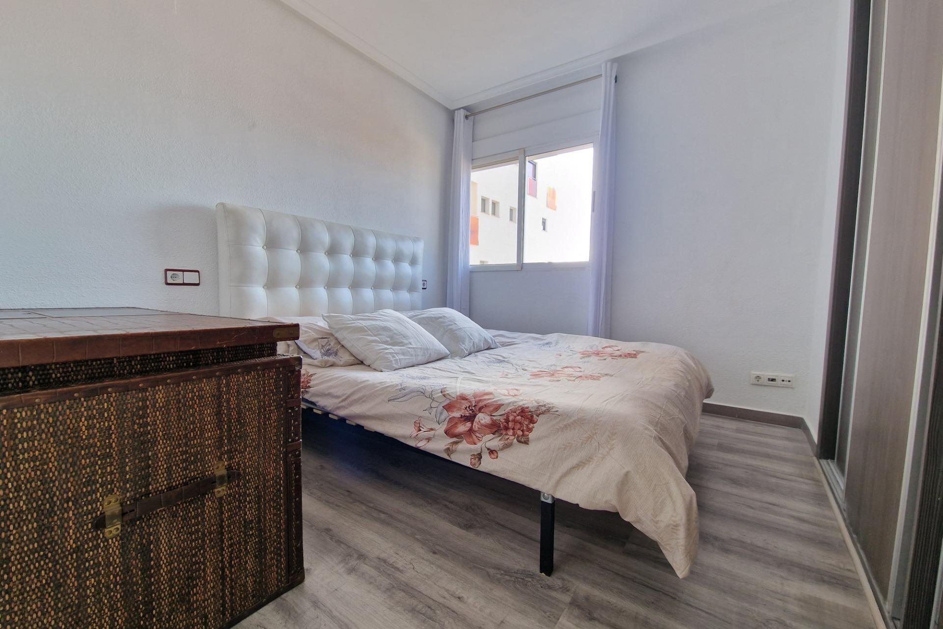 Resale - Apartamento - Torrevieja - Nueva Torrevieja