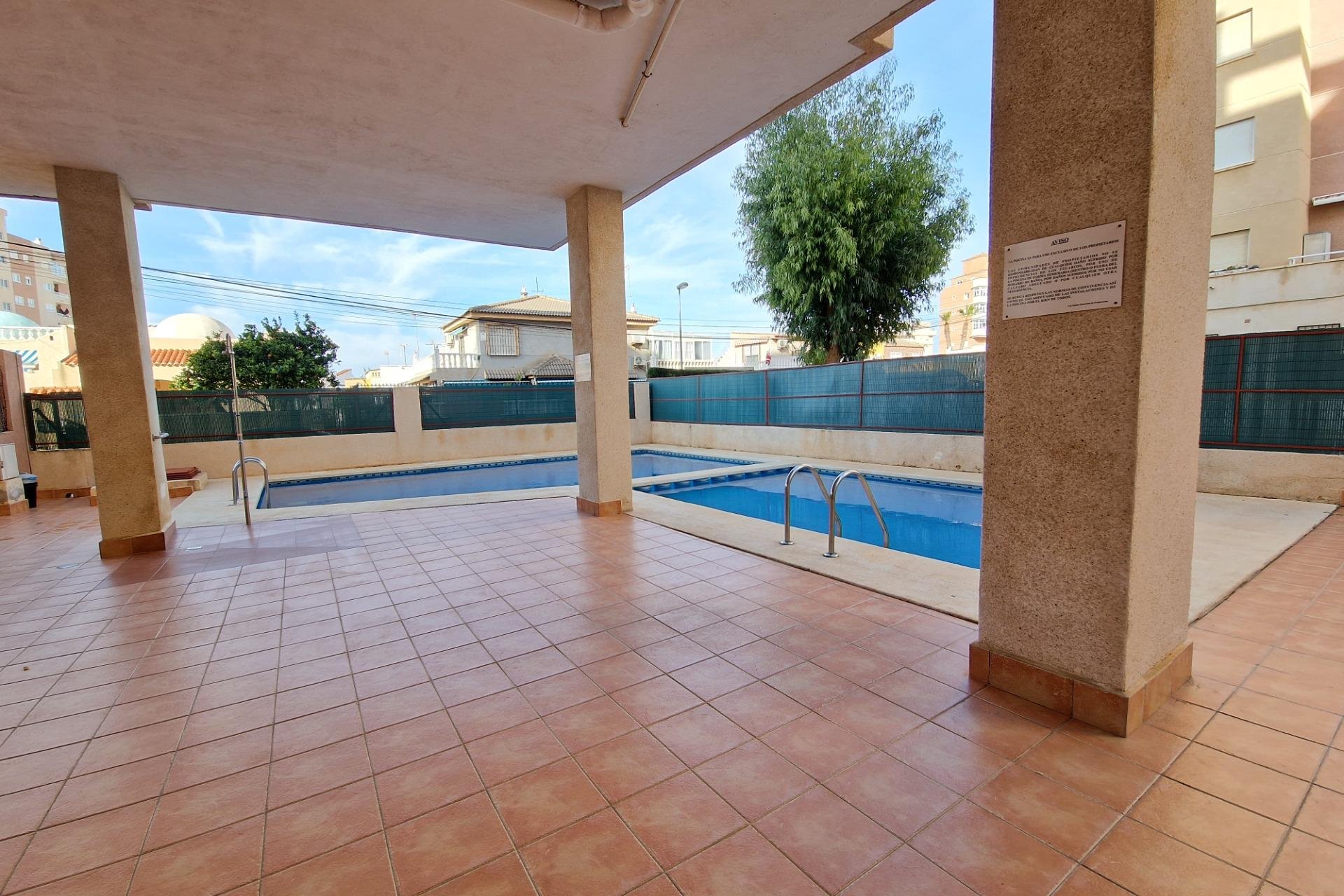 Resale - Apartamento - Torrevieja - Nueva Torrevieja