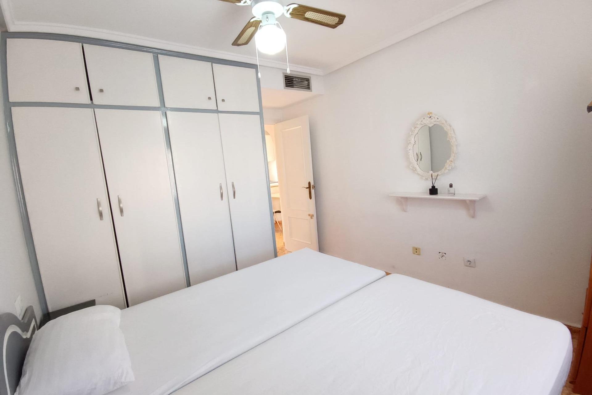 Resale - Apartamento - Torrevieja - Nueva Torrevieja