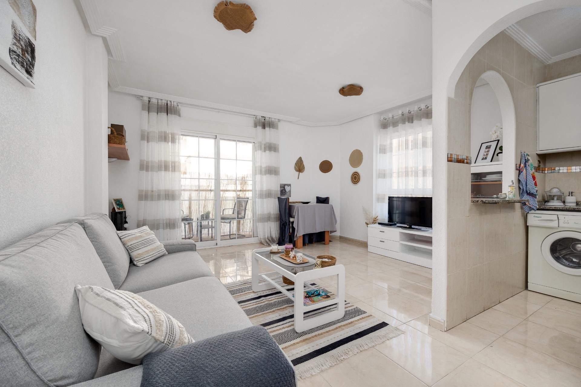 Resale - Apartamento - Torrevieja - Nueva Torrevieja