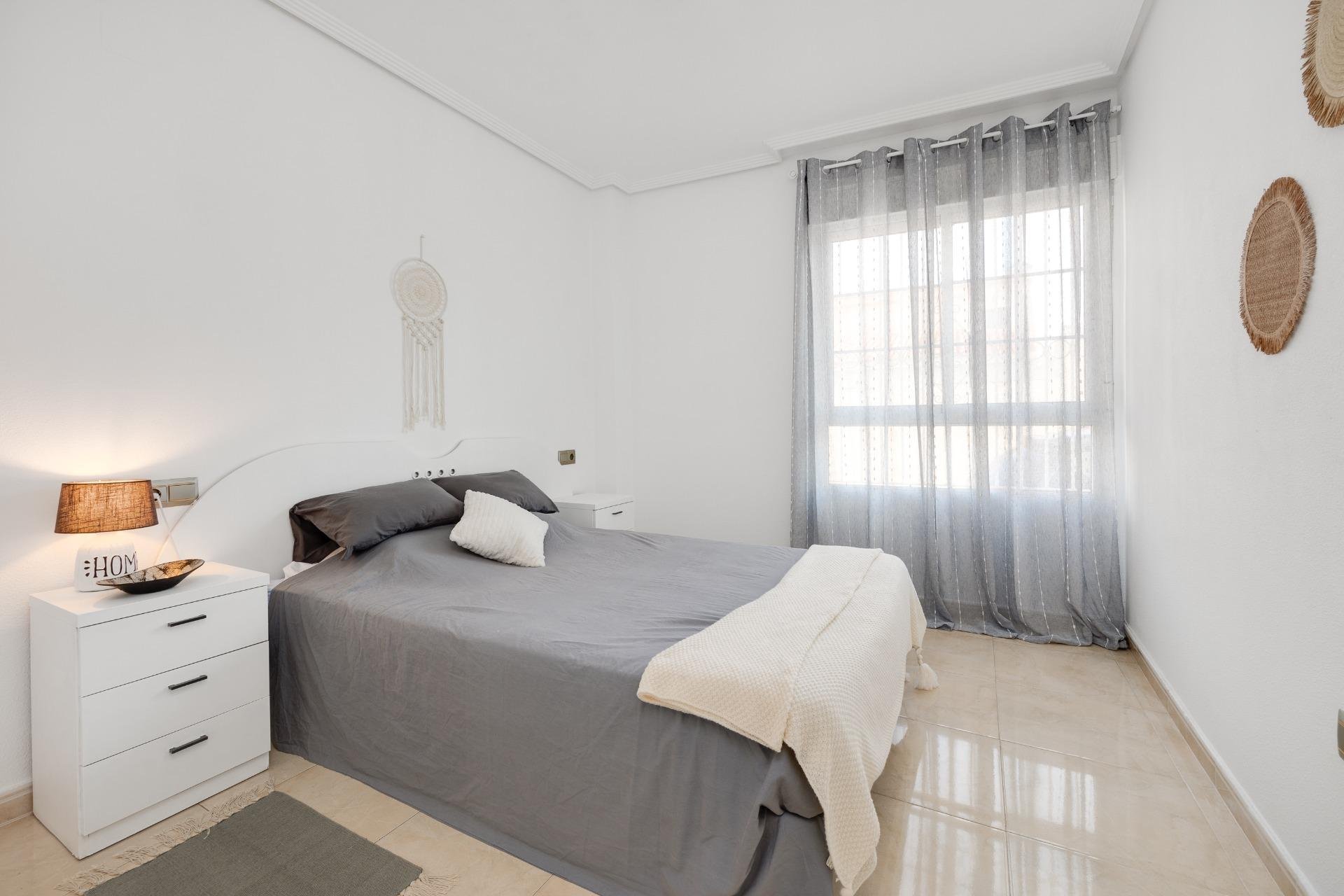 Resale - Apartamento - Torrevieja - Nueva Torrevieja