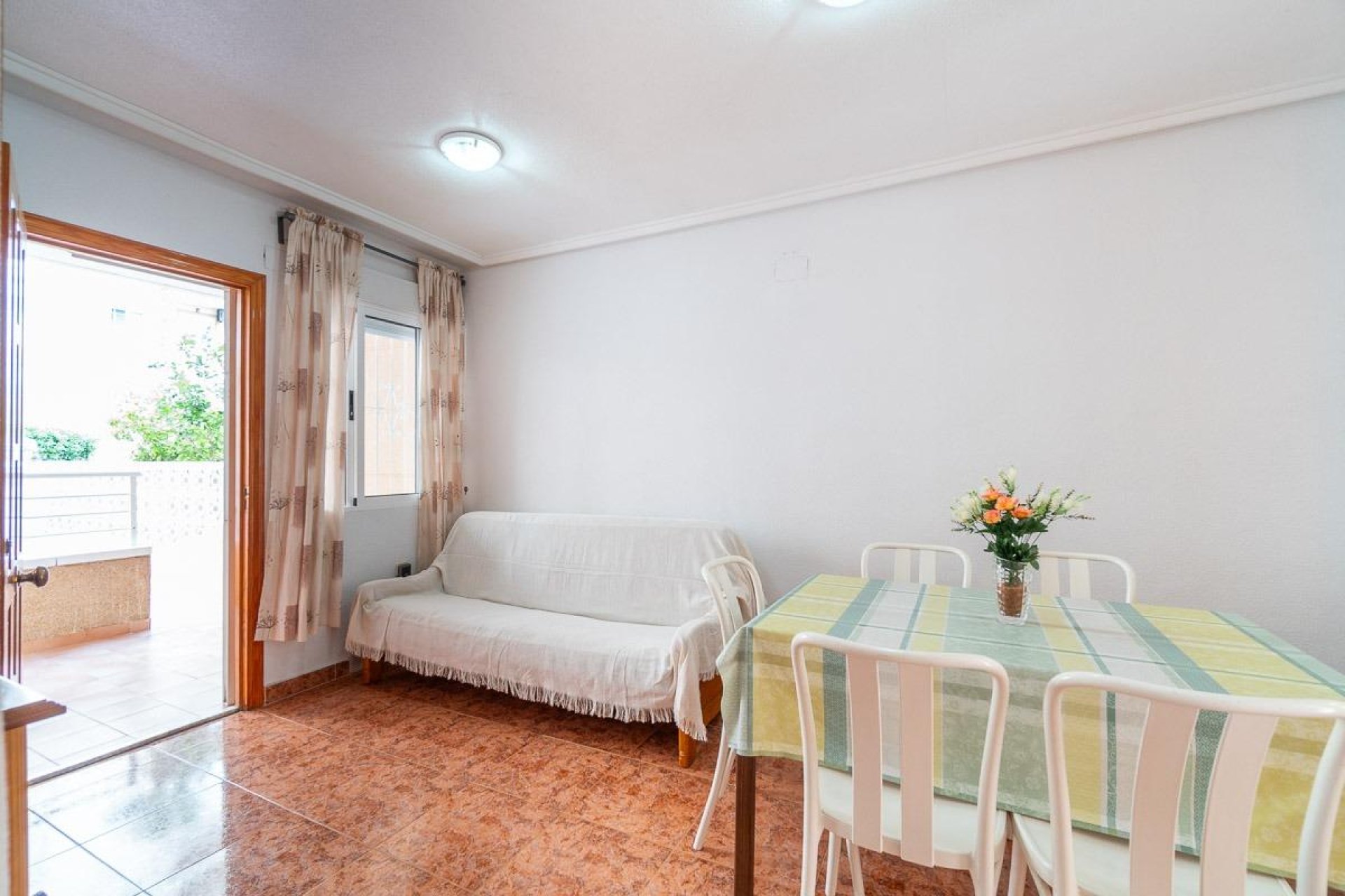 Resale - Apartamento - Torrevieja - Nueva Torrevieja