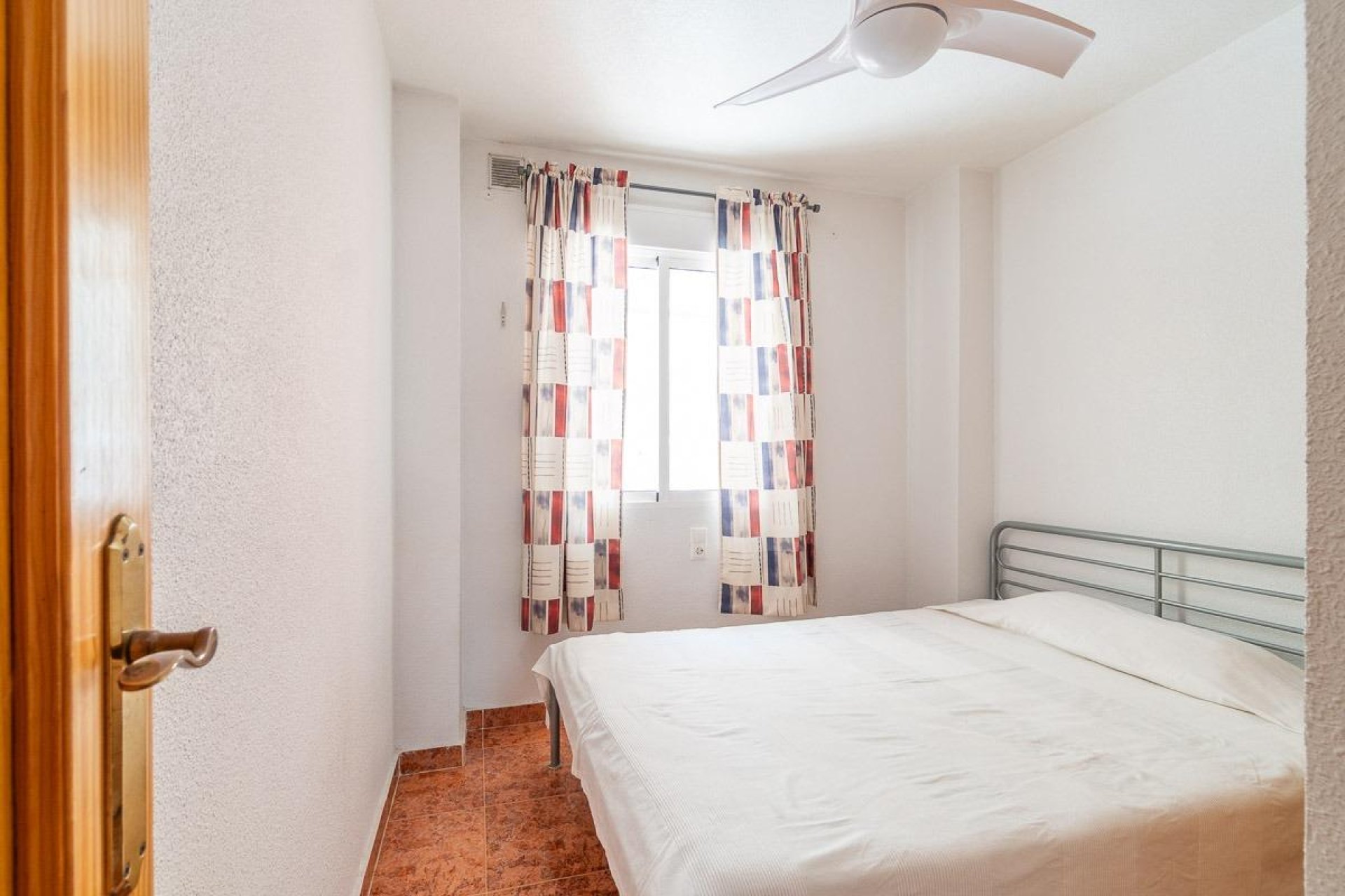 Resale - Apartamento - Torrevieja - Nueva Torrevieja