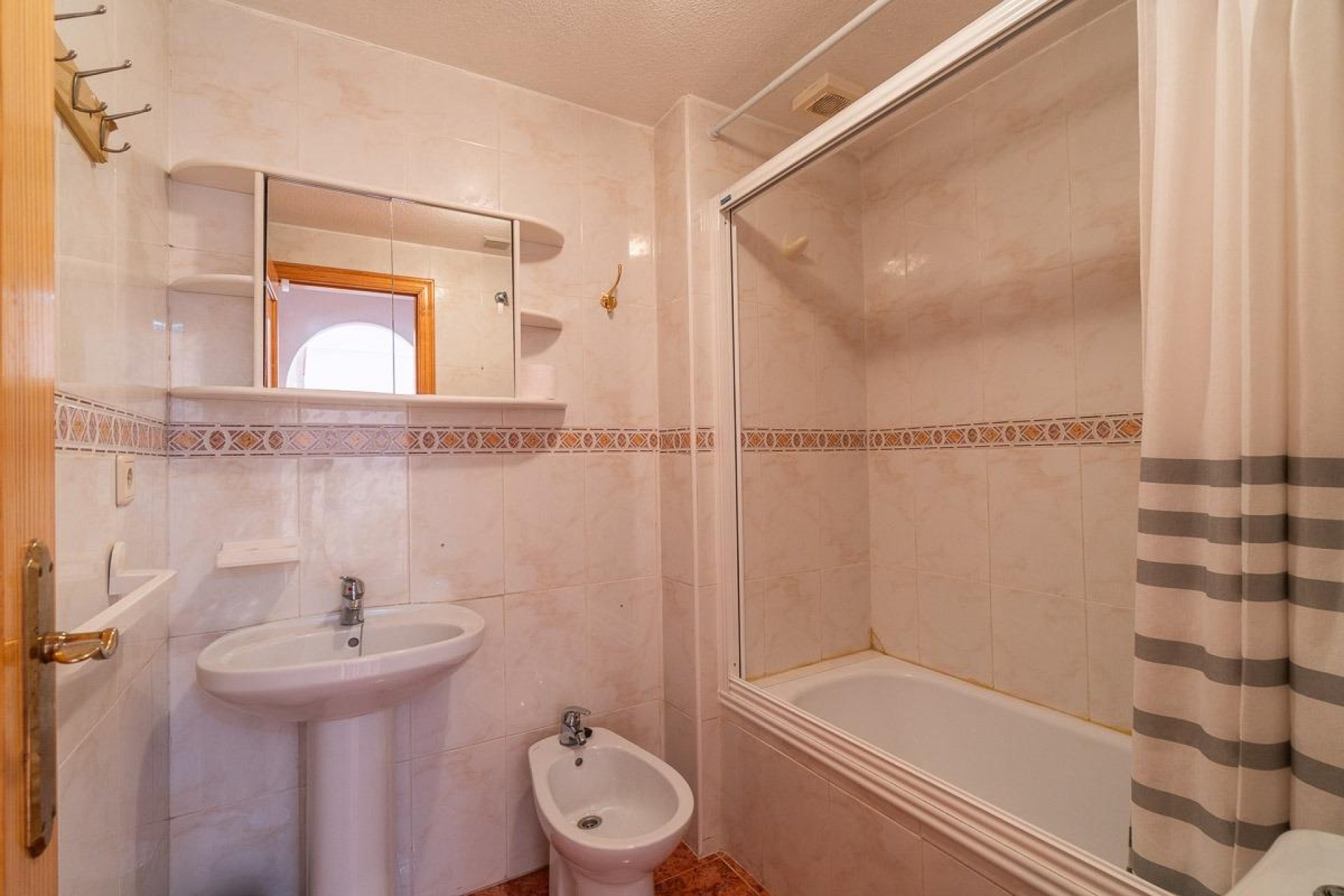 Resale - Apartamento - Torrevieja - Nueva Torrevieja