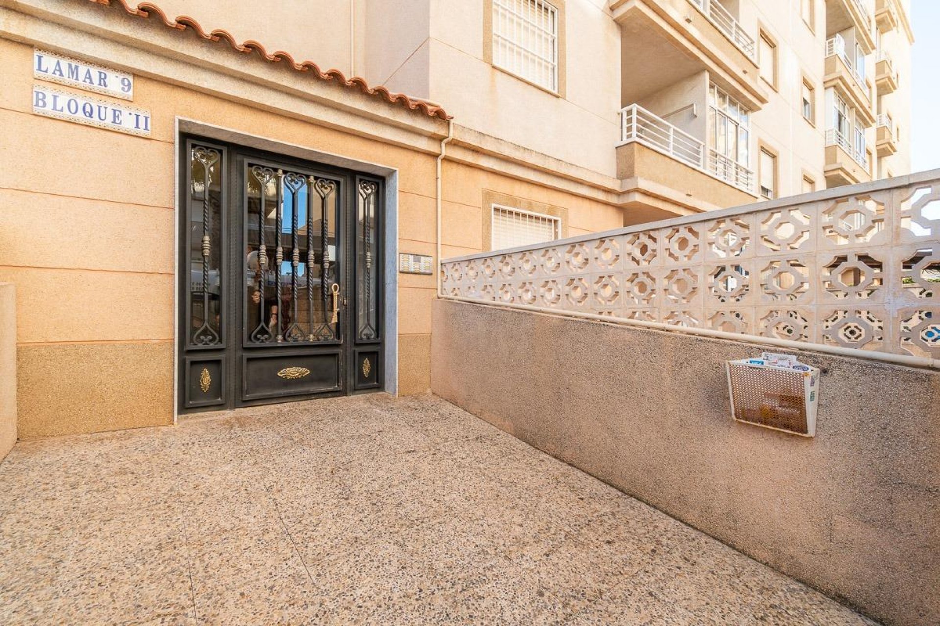 Resale - Apartamento - Torrevieja - Nueva Torrevieja