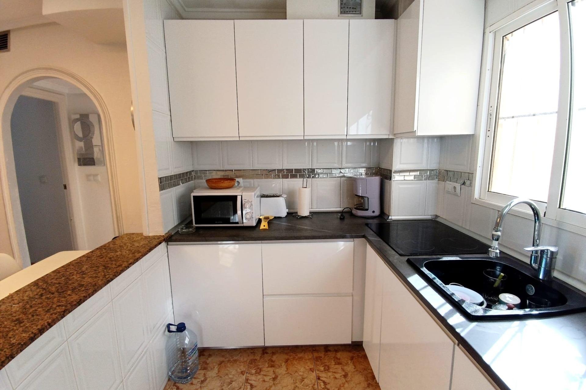 Resale - Apartamento - Torrevieja - Nueva Torrevieja