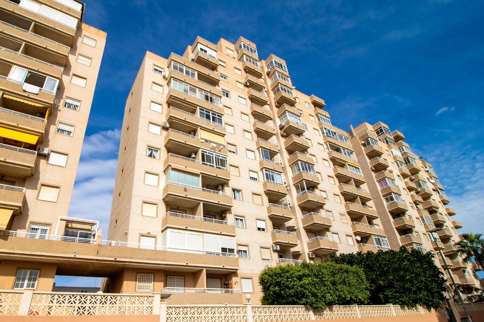 Resale - Apartamento - Torrevieja - Nueva Torrevieja