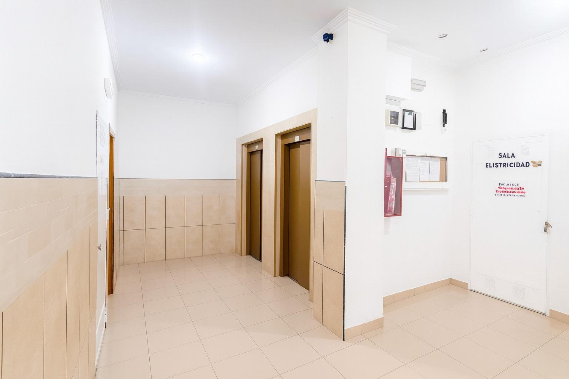 Resale - Apartamento - Torrevieja - Parque de las Naciones