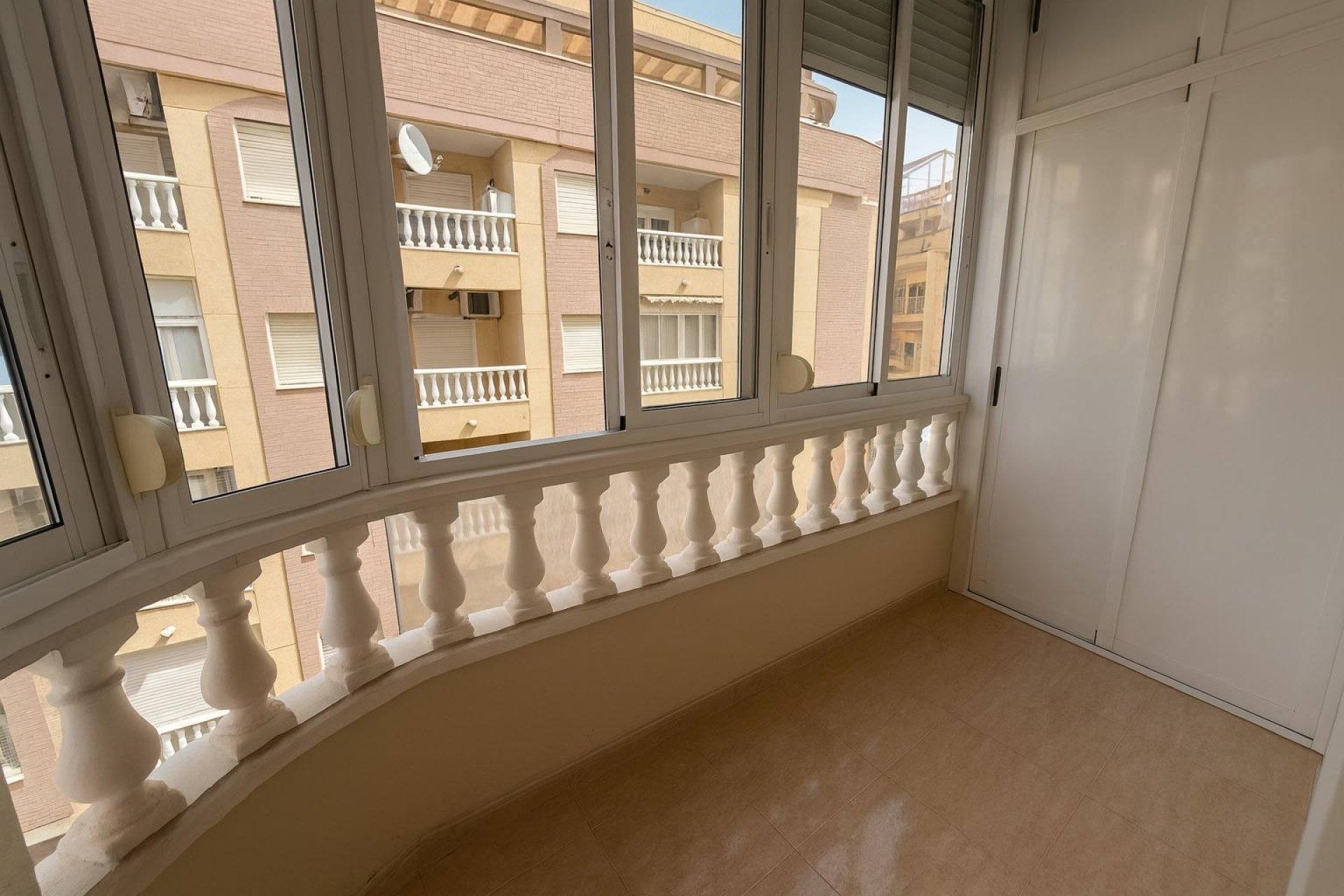 Resale - Apartamento - Torrevieja - Parque las naciones