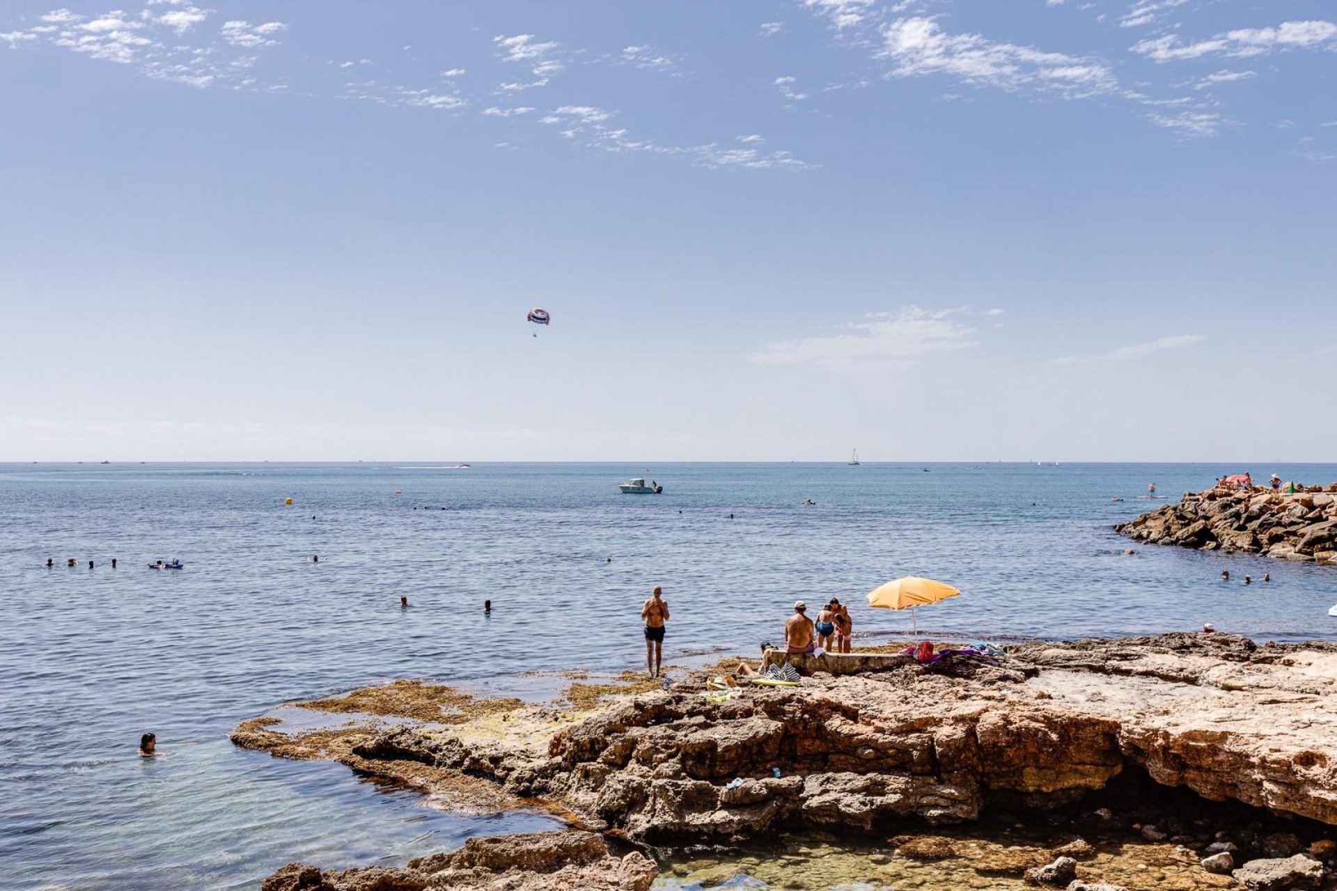 Resale - Apartamento - Torrevieja - Paseo maritimo