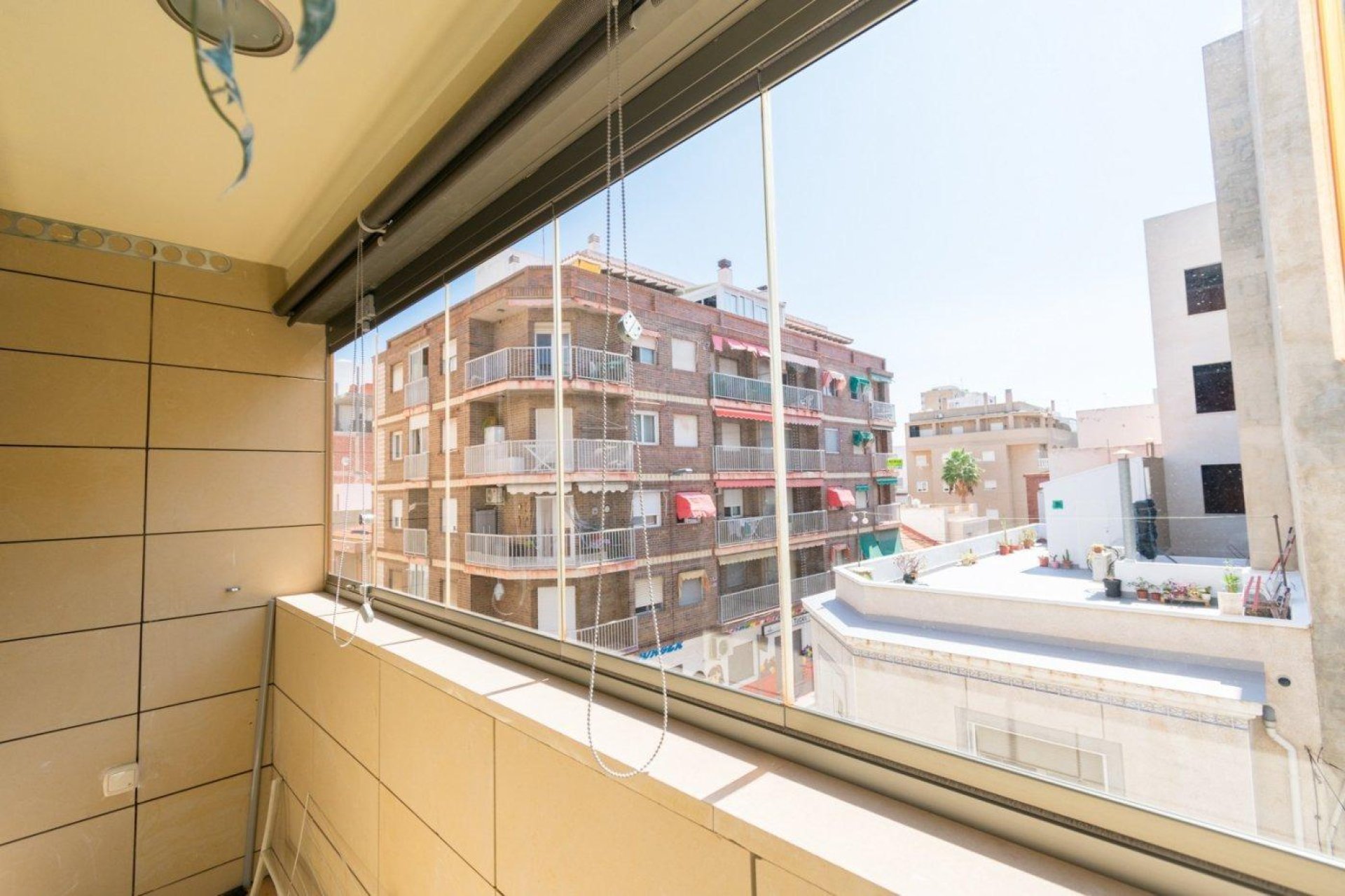 Resale - Apartamento - Torrevieja - Paseo maritimo