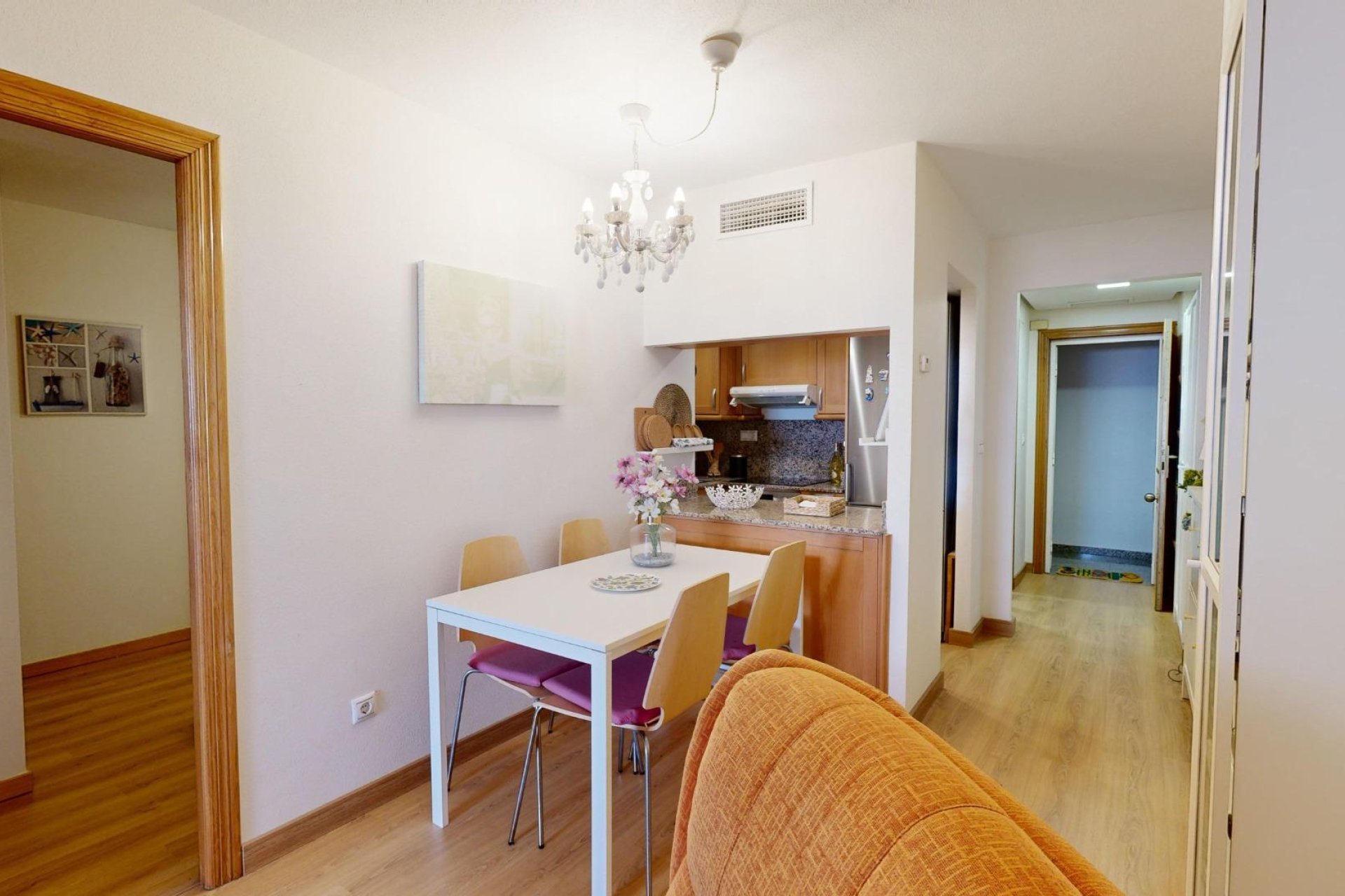 Resale - Apartamento - Torrevieja - Playa de los Locos