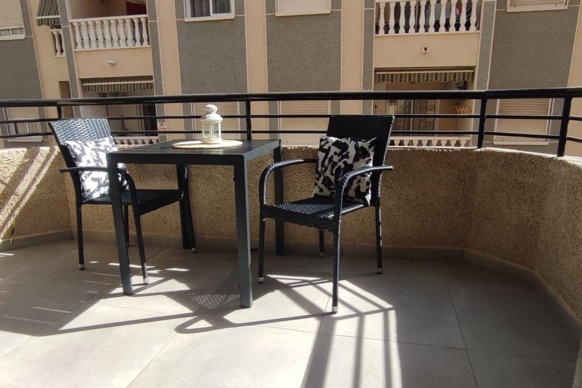 Resale - Apartamento - Torrevieja - Playa de los Locos