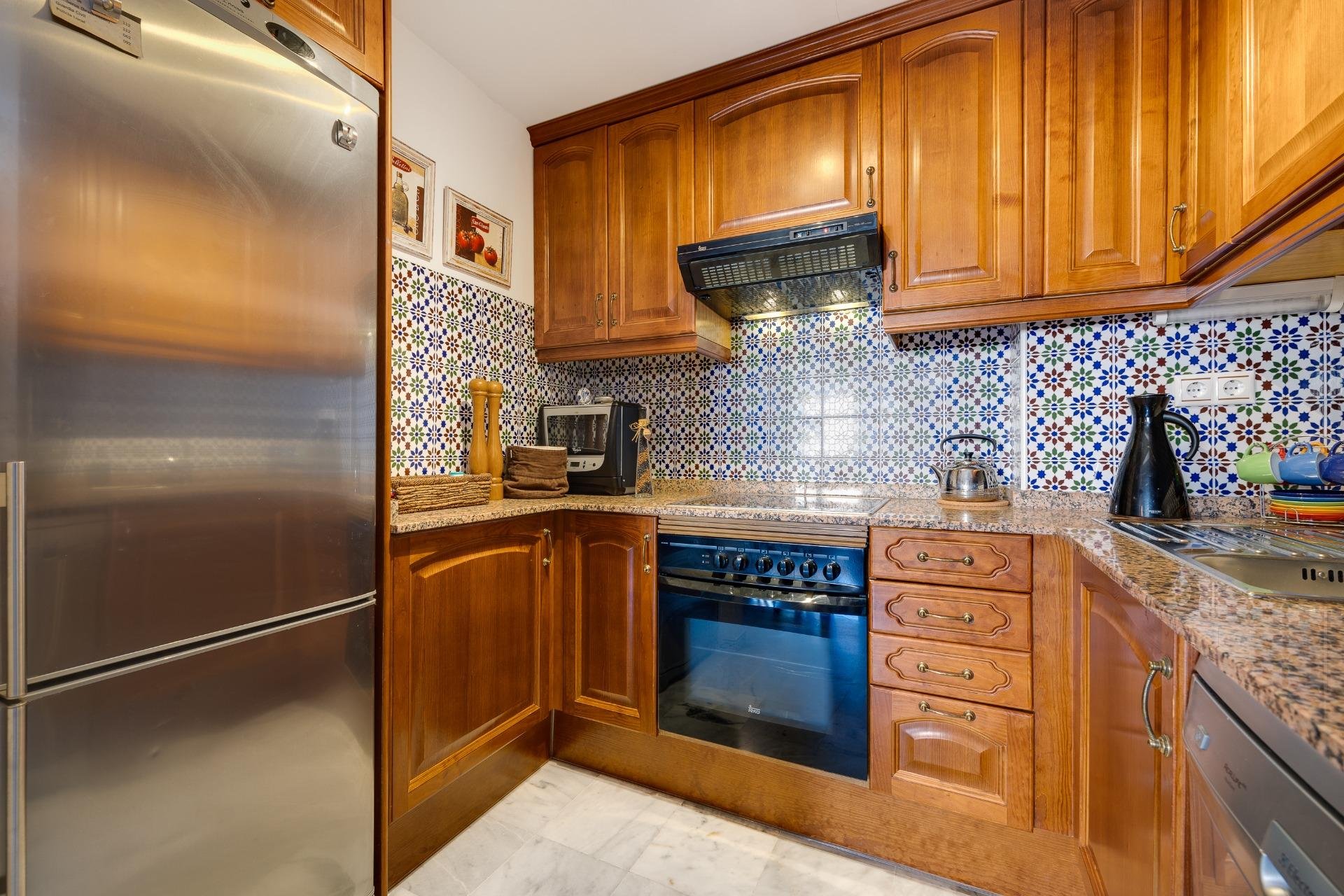 Resale - Apartamento - Torrevieja - Playa de los Locos