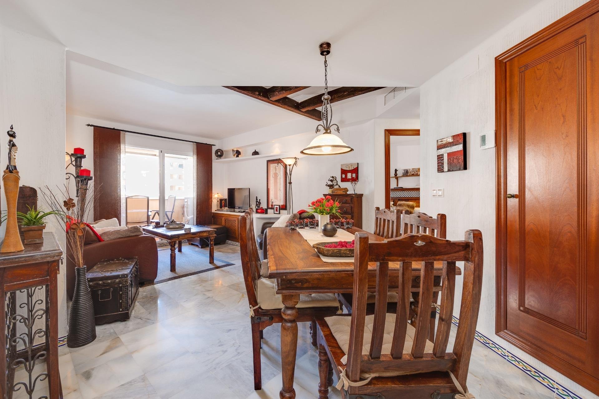 Resale - Apartamento - Torrevieja - Playa de los Locos