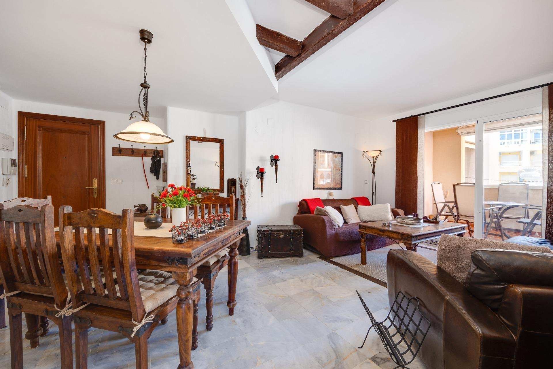 Resale - Apartamento - Torrevieja - Playa de los Locos