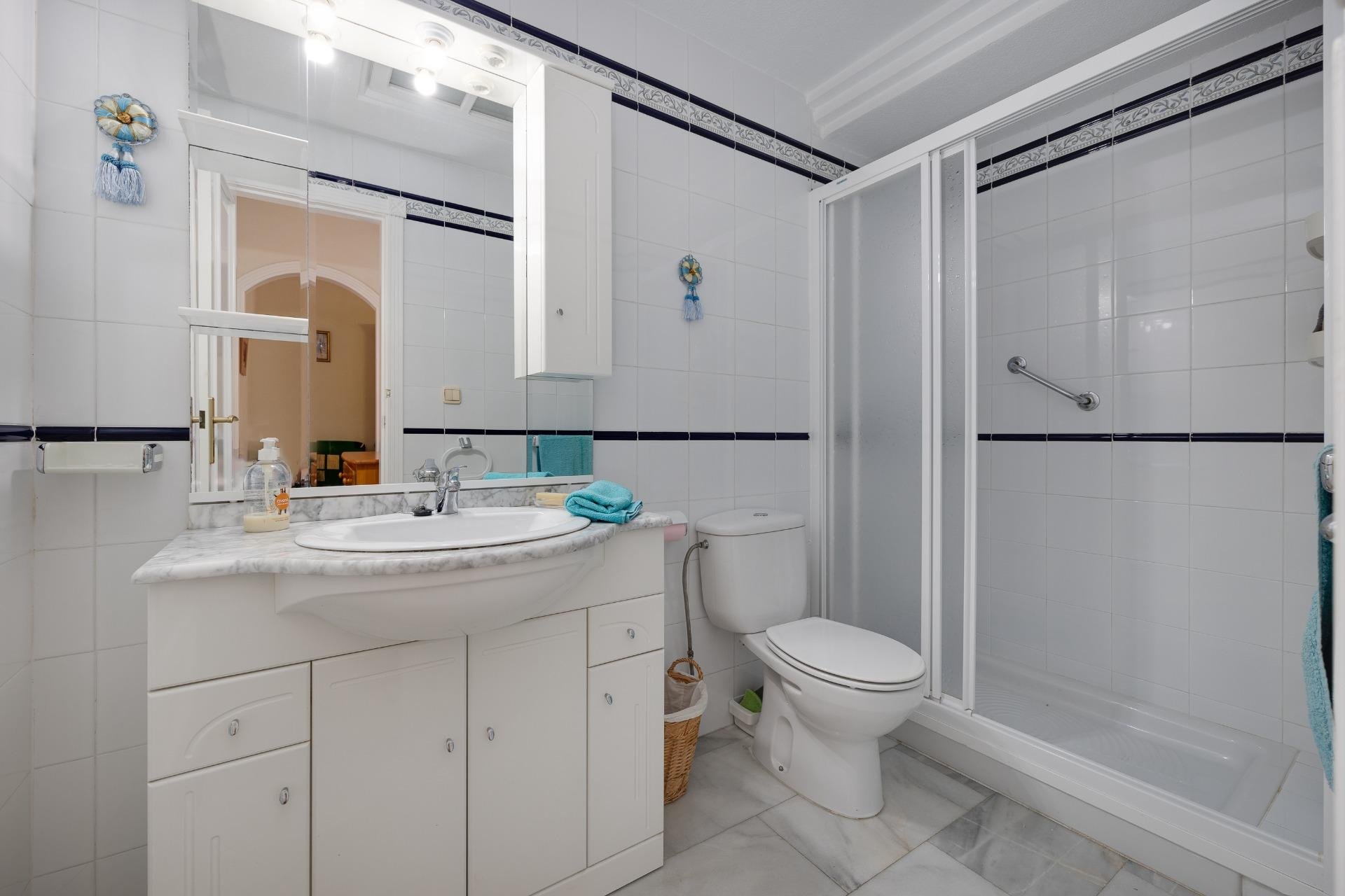 Resale - Apartamento - Torrevieja - Playa de los Locos