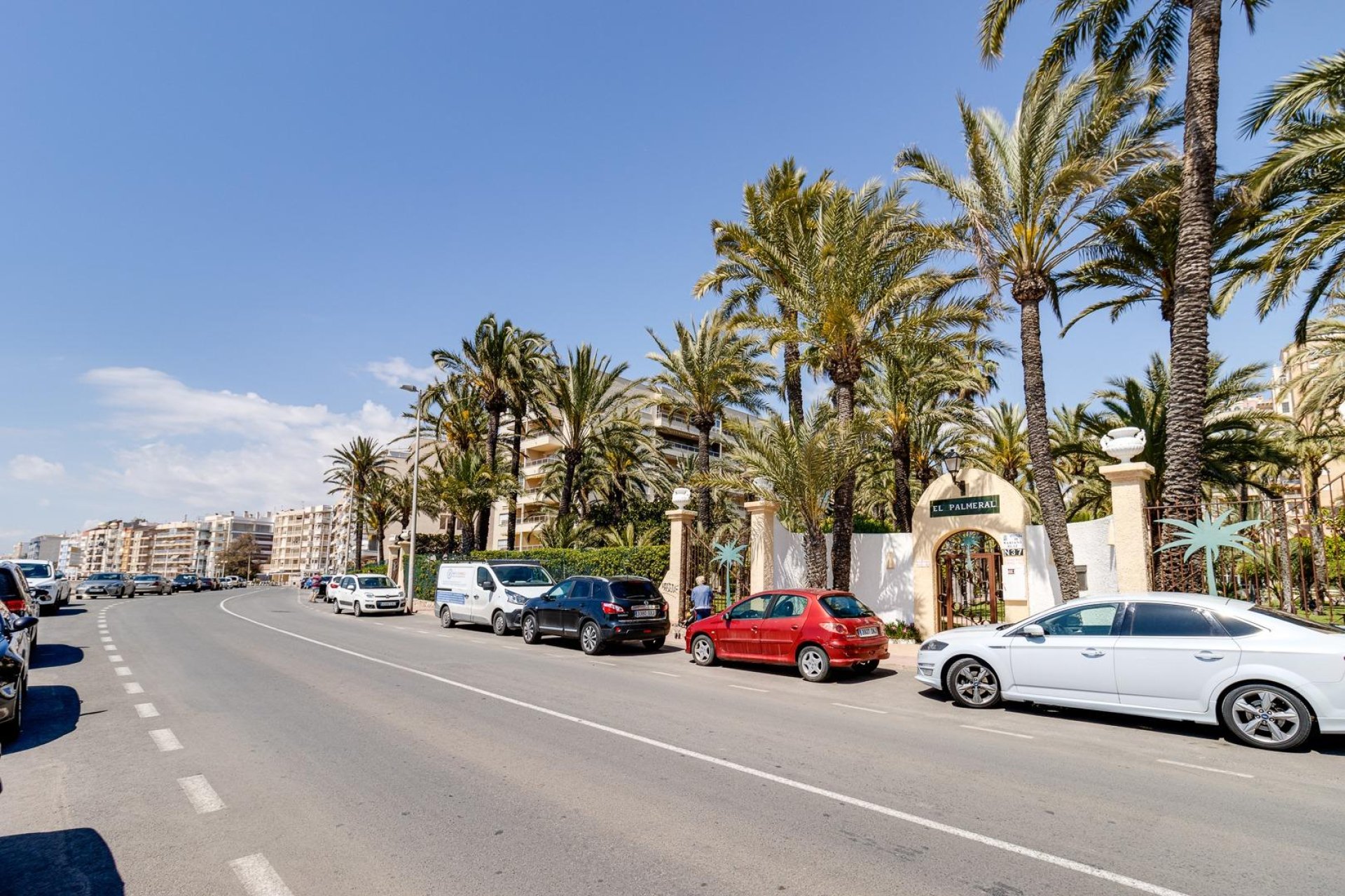 Resale - Apartamento - Torrevieja - Playa de los Locos